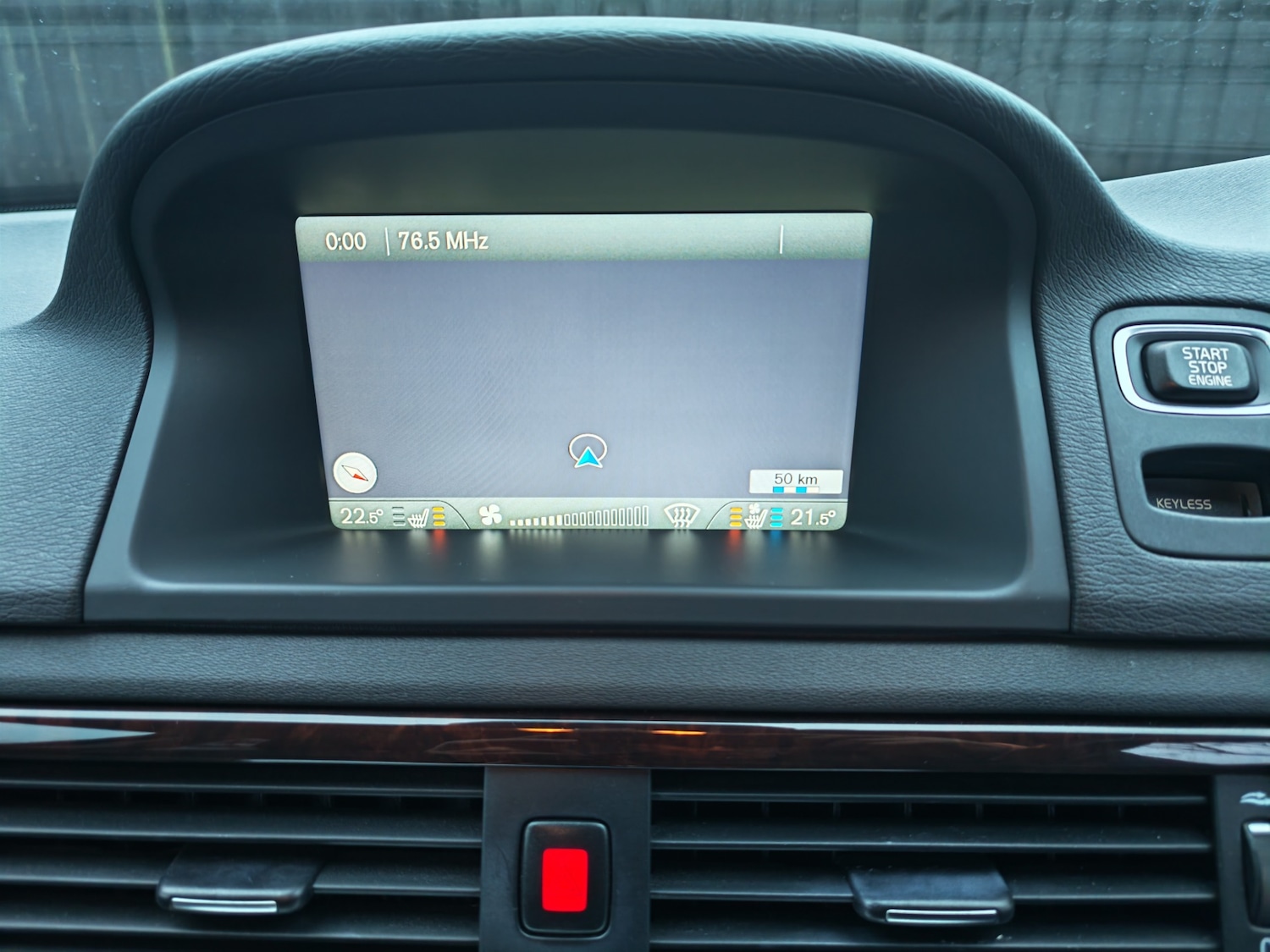 Used Volvo V70 2025 for sale - 77329362: Photo 12