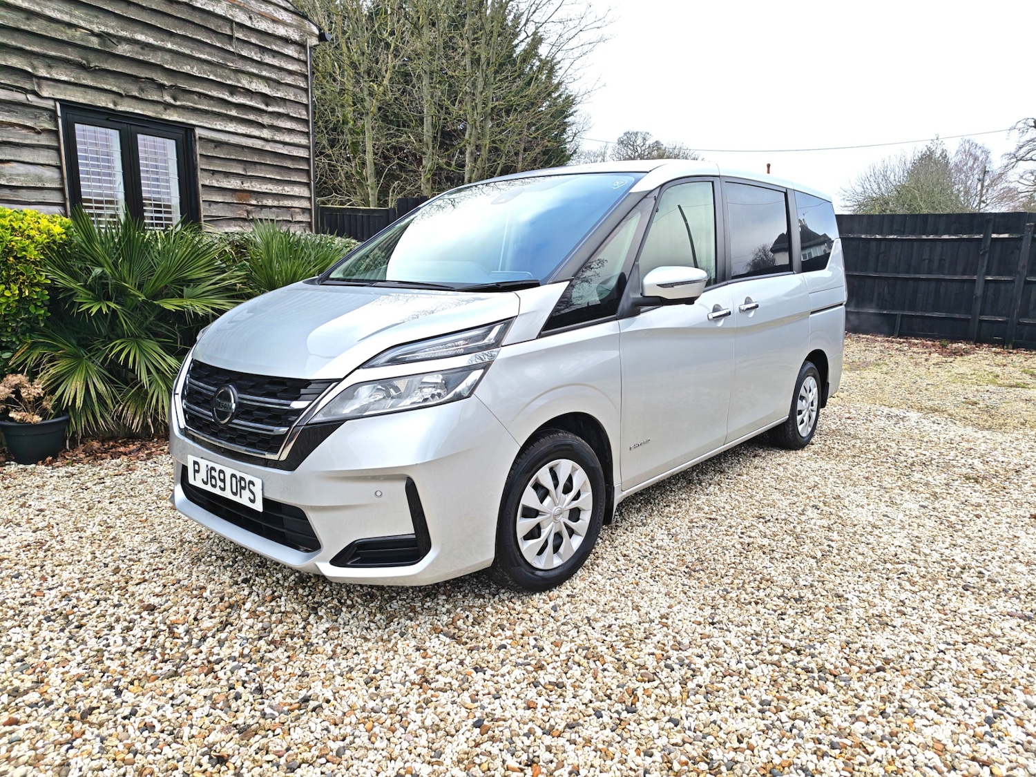 Used Nissan Serena 2025 for sale - 77164512: Photo 9