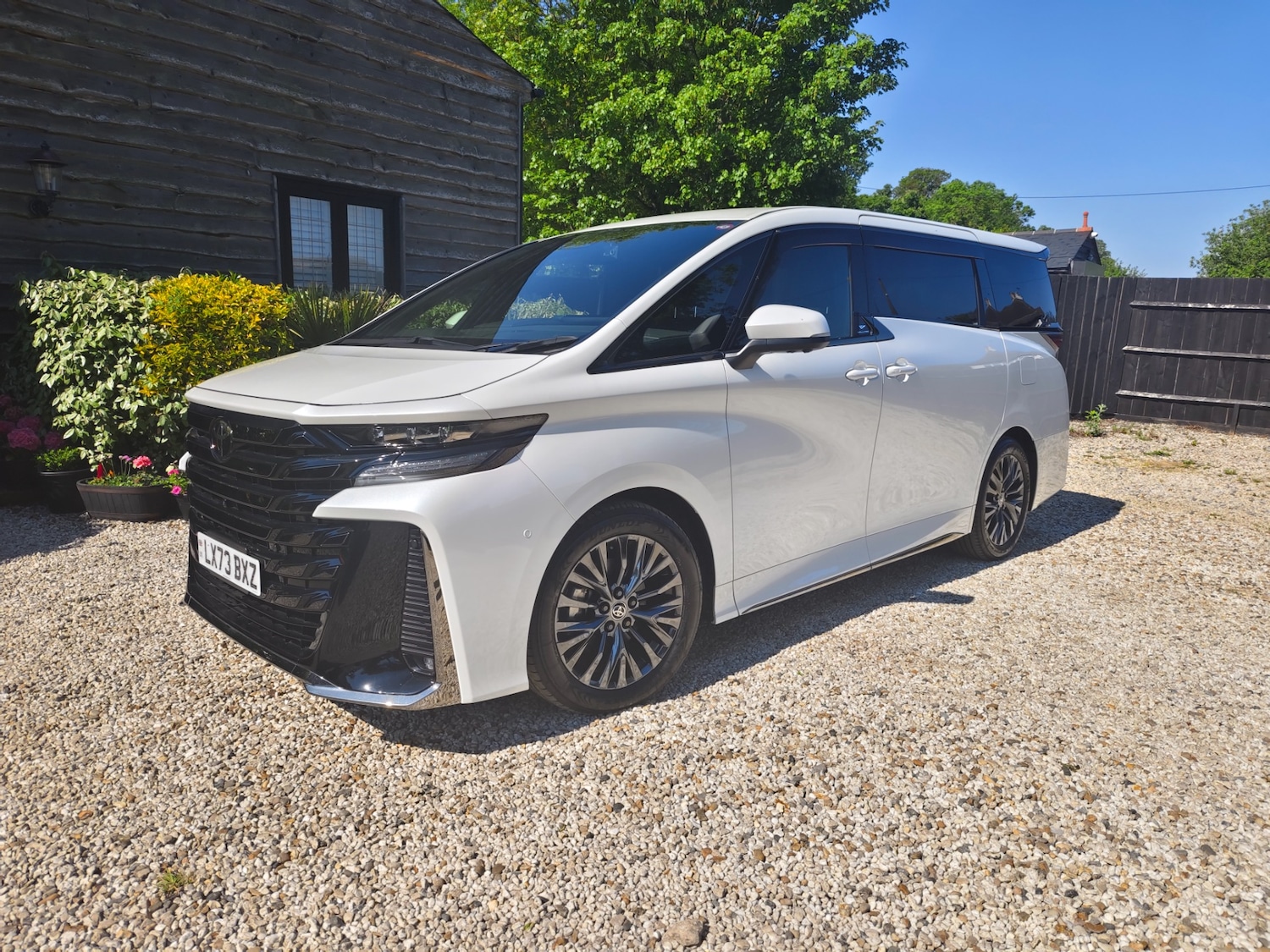 Used Toyota Vellfire 2023 for sale - 75032257: Photo 17