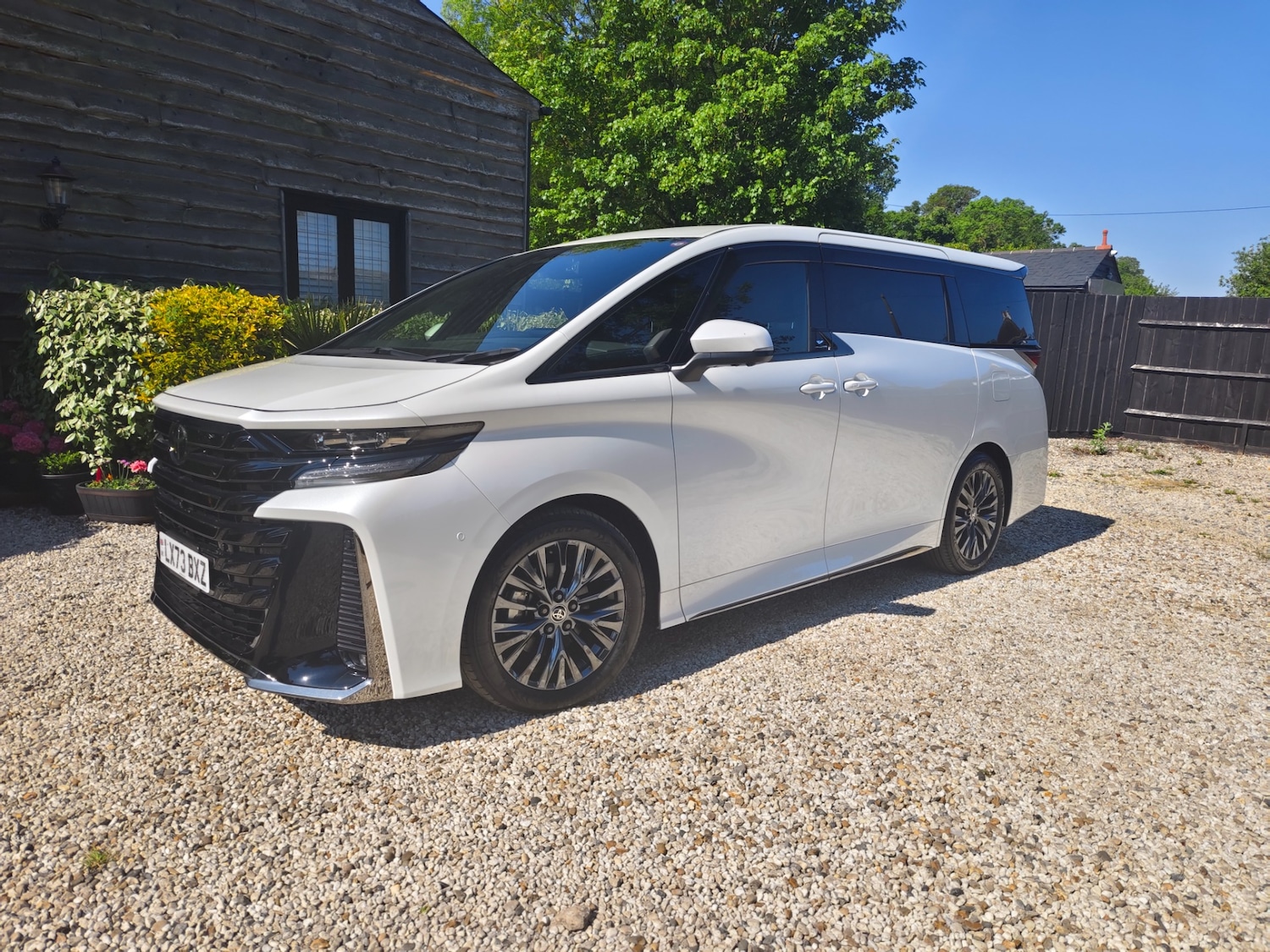 Used Toyota Vellfire 2023 for sale - 75032257: Photo 18