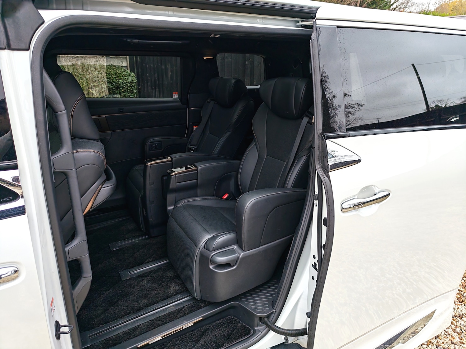 Used Toyota Alphard 2023 for sale - 75032257: Photo 19