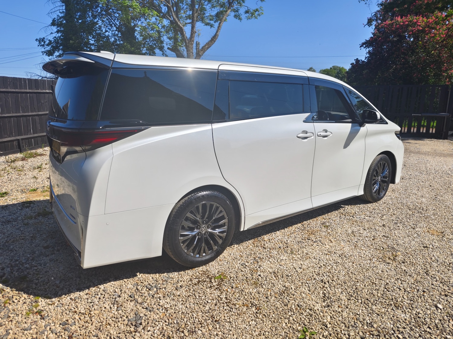 Used Toyota Vellfire 2023 for sale - 75032257: Photo 4