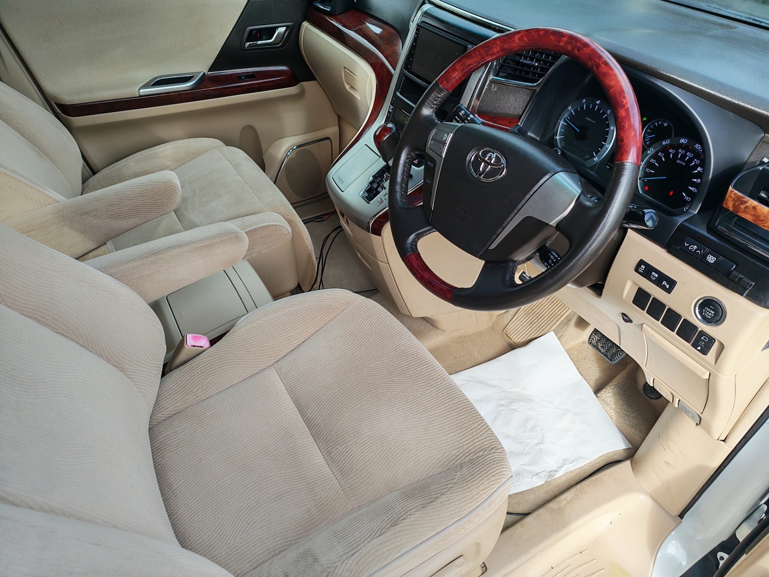 Used Toyota Alphard 2008 for sale - 77568451: Photo 12