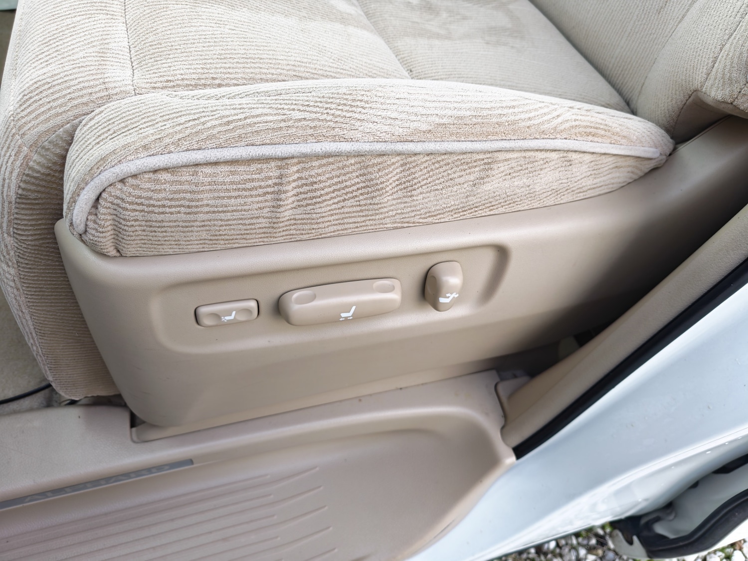 Used Toyota Alphard 2008 for sale - 77568451: Photo 13