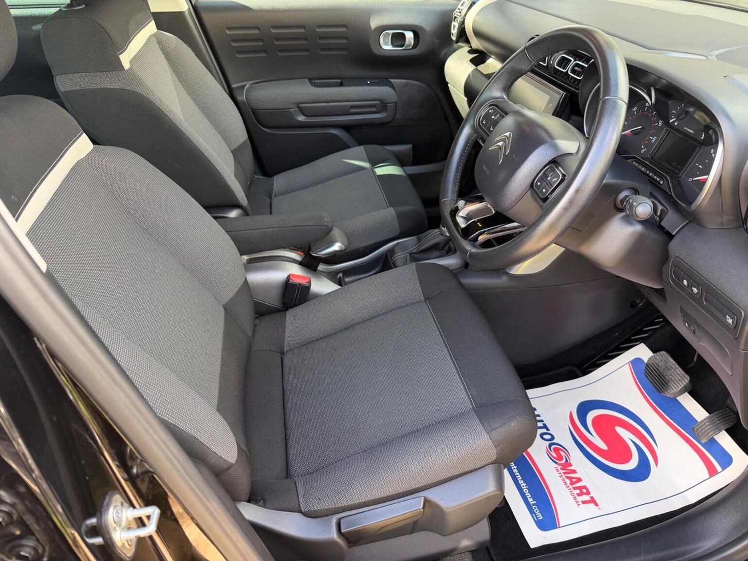 Used Citroen C3 Aircross 2017 for sale - 77931311: Photo 8