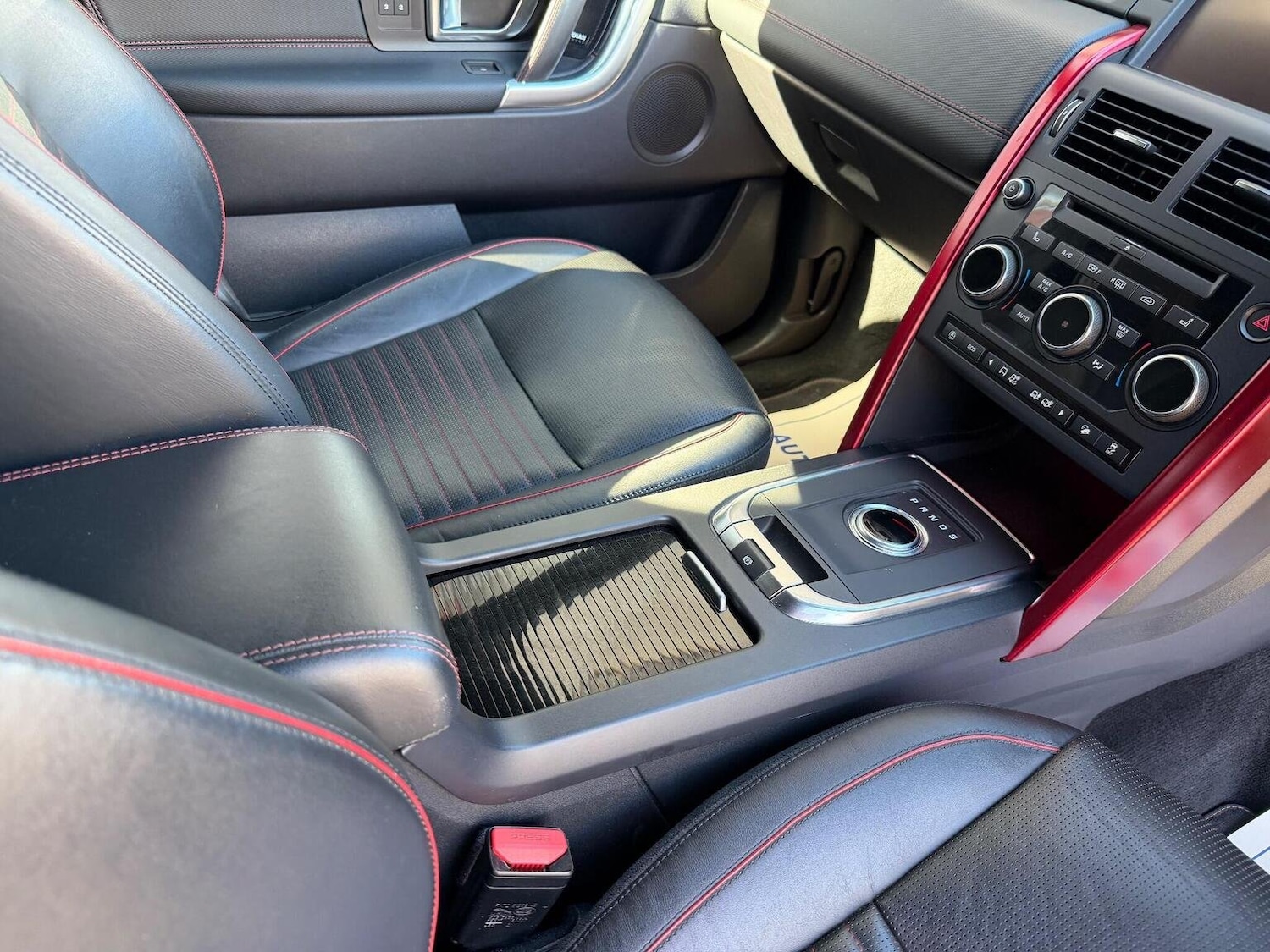 Used Land Rover Discovery Sport 2018 for sale - 77036123: Photo 23