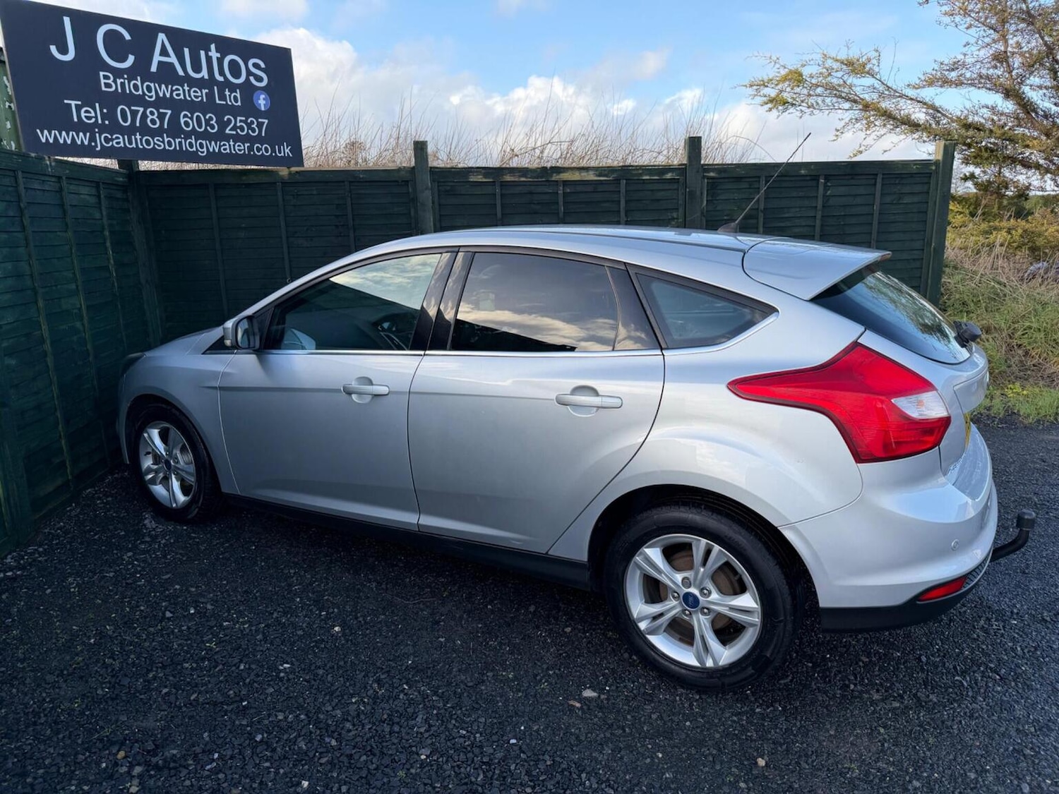 Used Ford Focus 2013 for sale - 77303700: Photo 9
