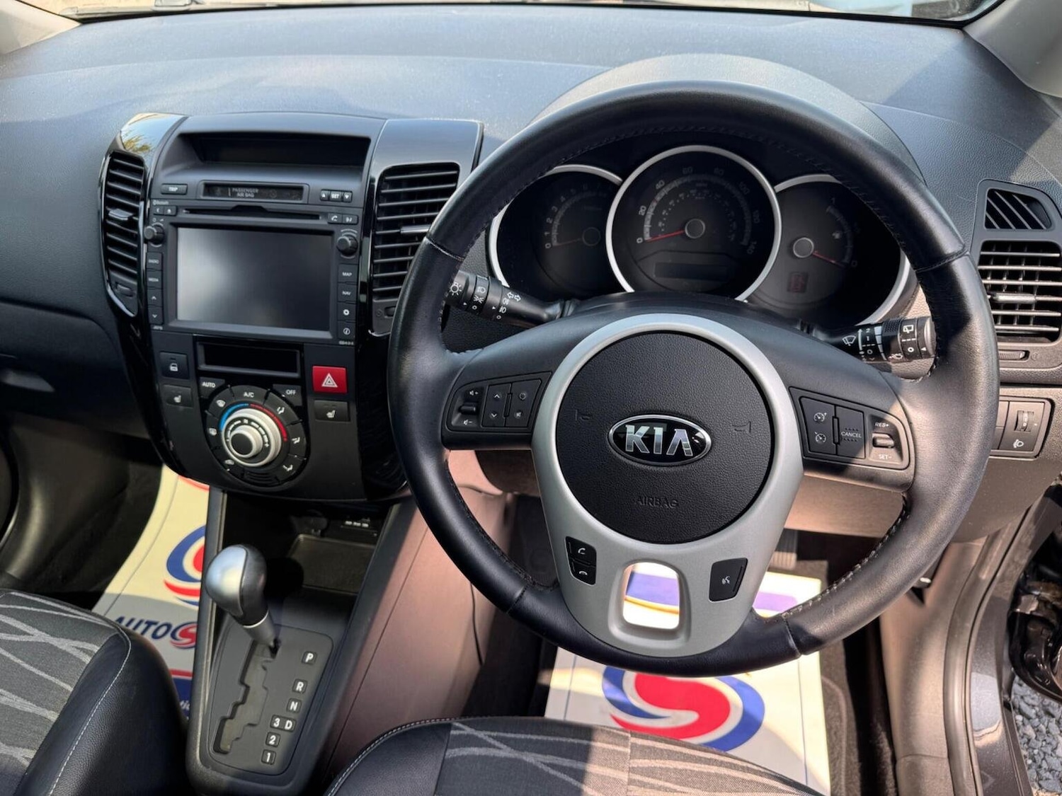 Used Kia Venga 2014 for sale - 77036113: Photo 13