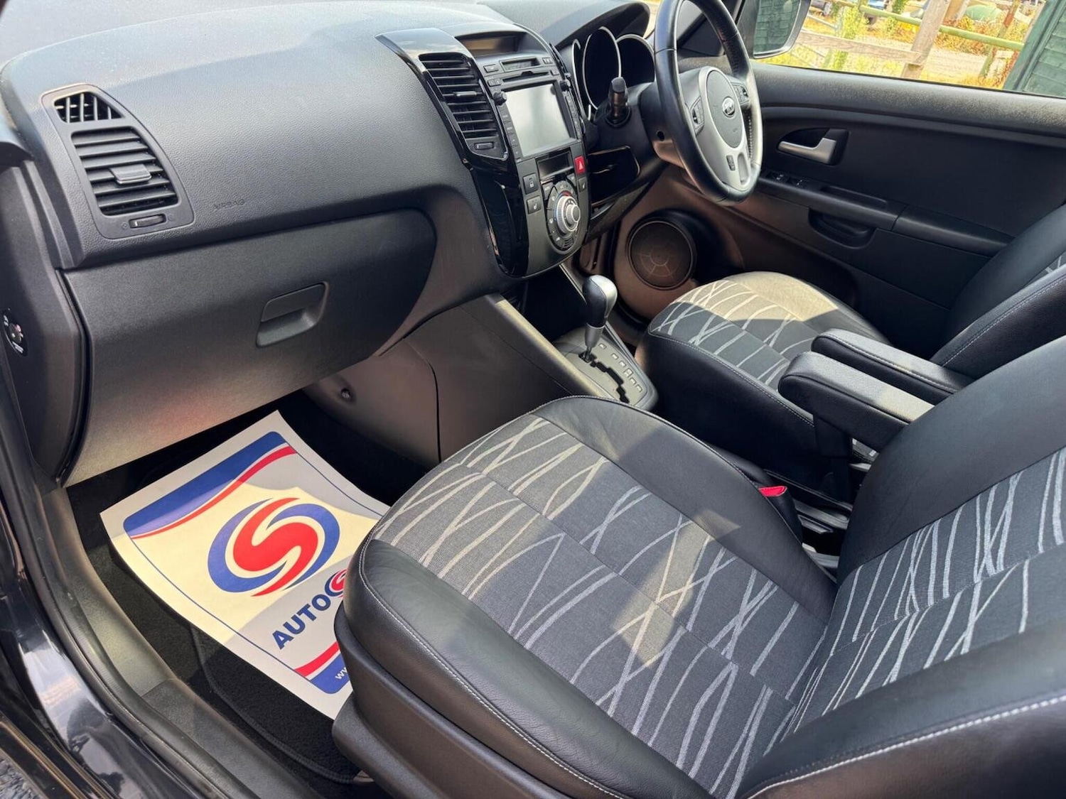 Used Kia Venga 2014 for sale - 77036113: Photo 20