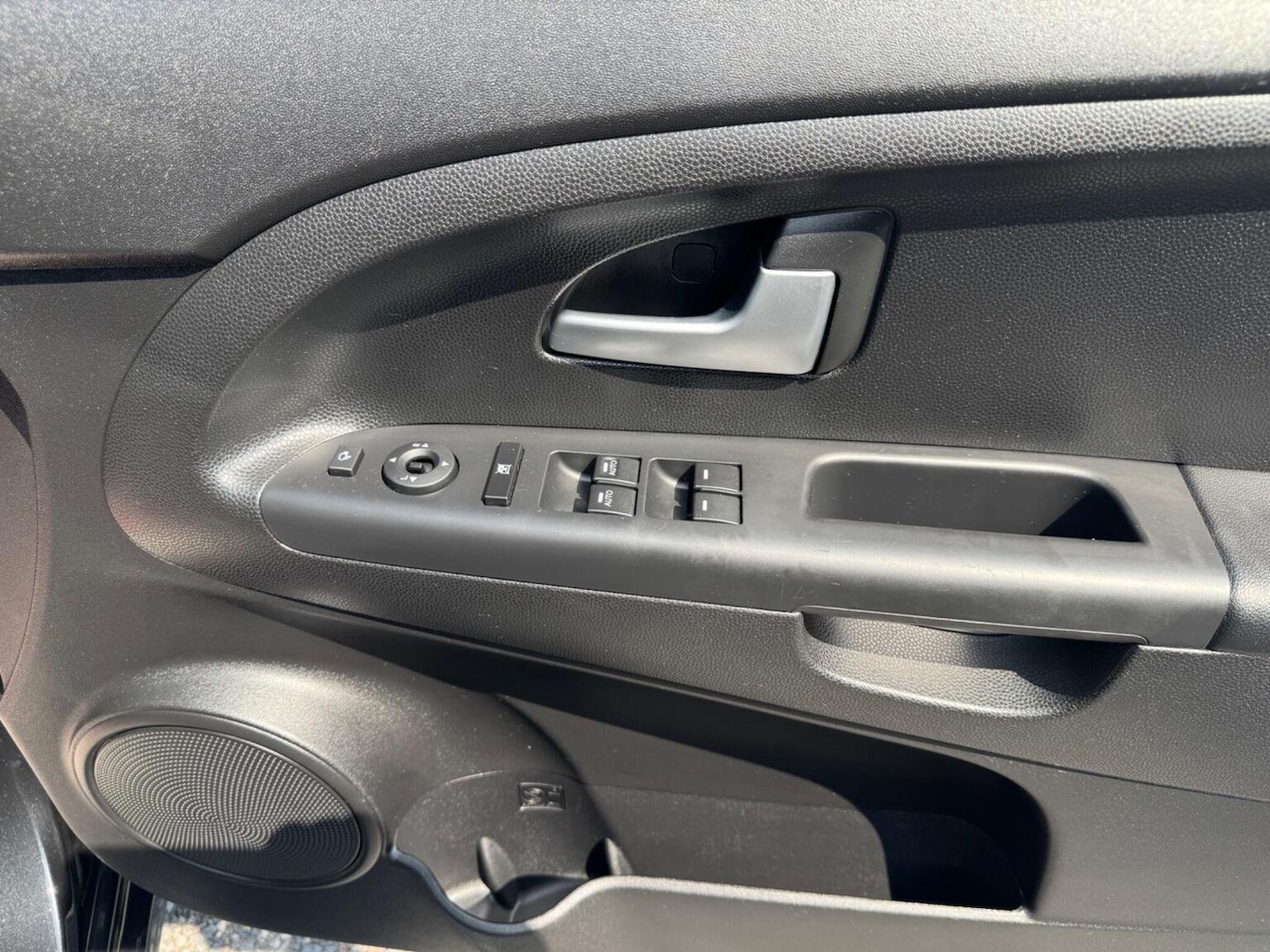 Used Kia Venga 2014 for sale - 77036113: Photo 31