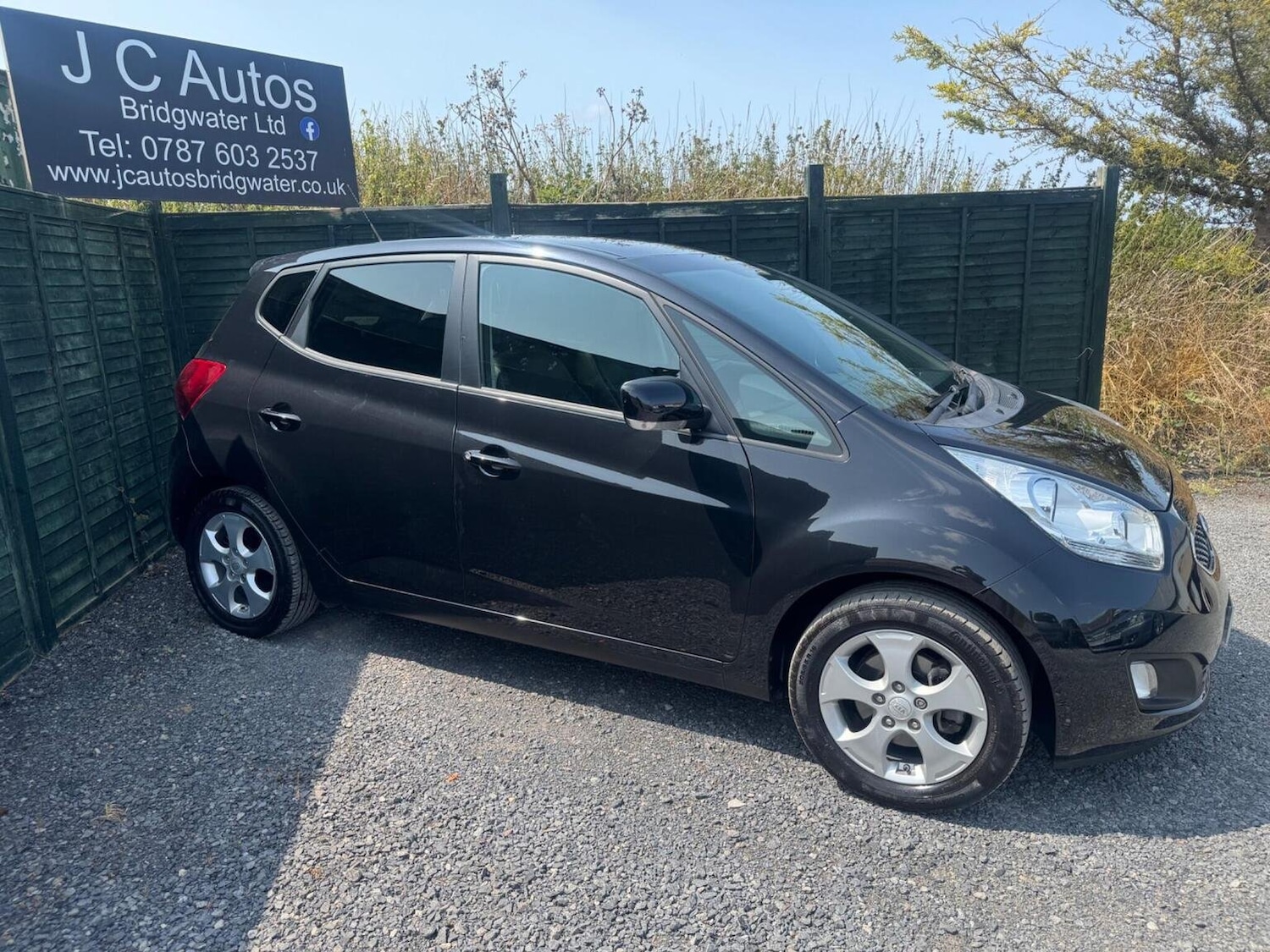 Used Kia Venga 2014 for sale - 77036113: Photo 8