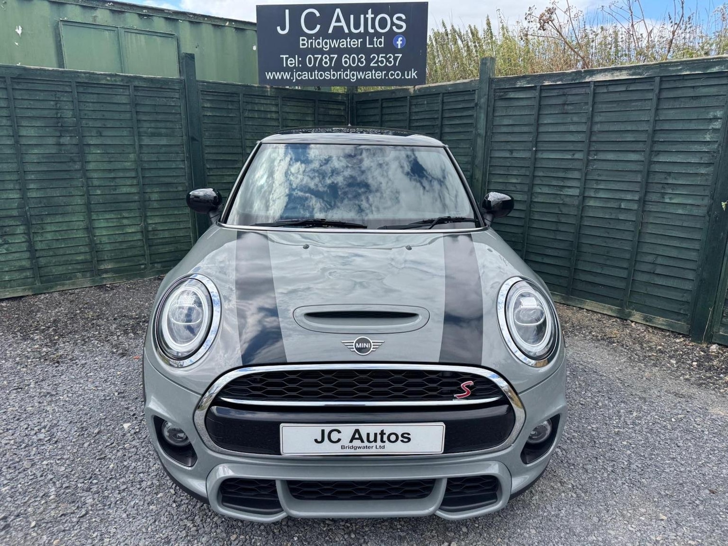 Used MINI Hatch 2019 for sale - 77036119: Photo 2