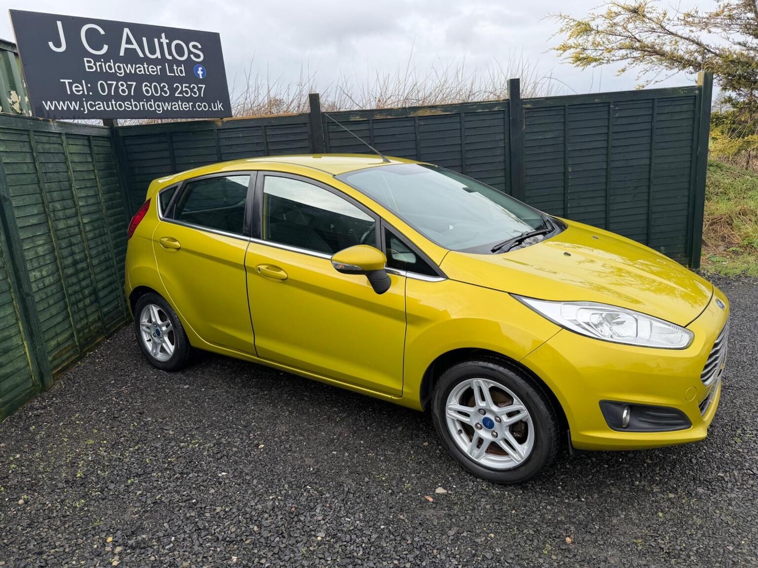 Used Ford Fiesta 2013 for sale - 77474849: Photo 10