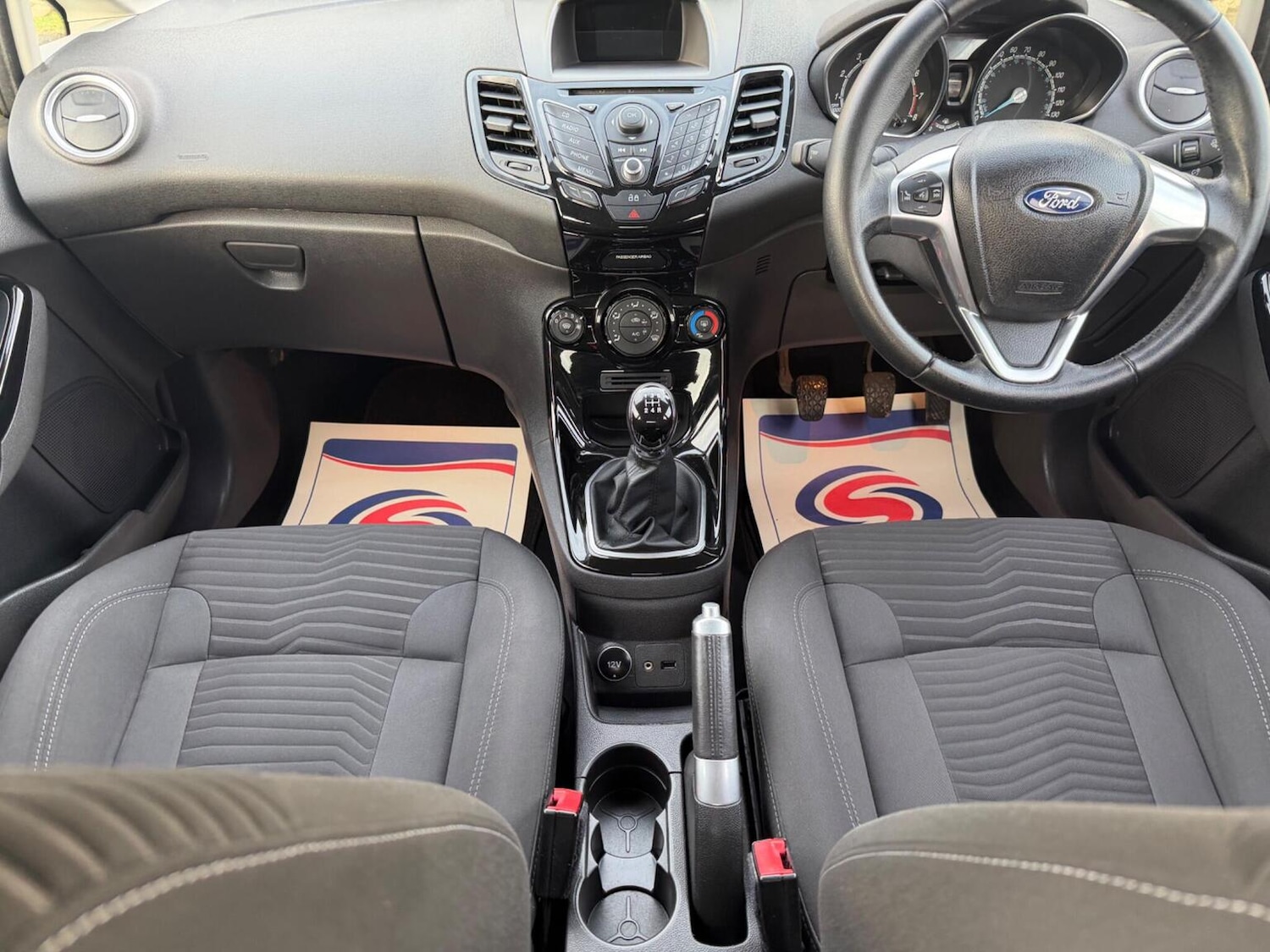 Used Ford Fiesta 2013 for sale - 77474849: Photo 11