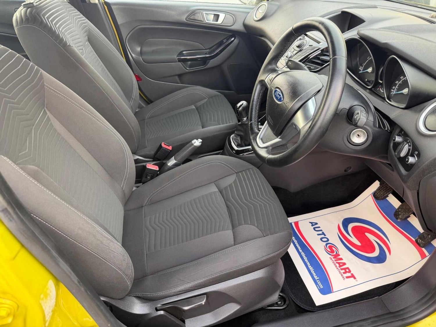 Used Ford Fiesta 2013 for sale - 77474849: Photo 2