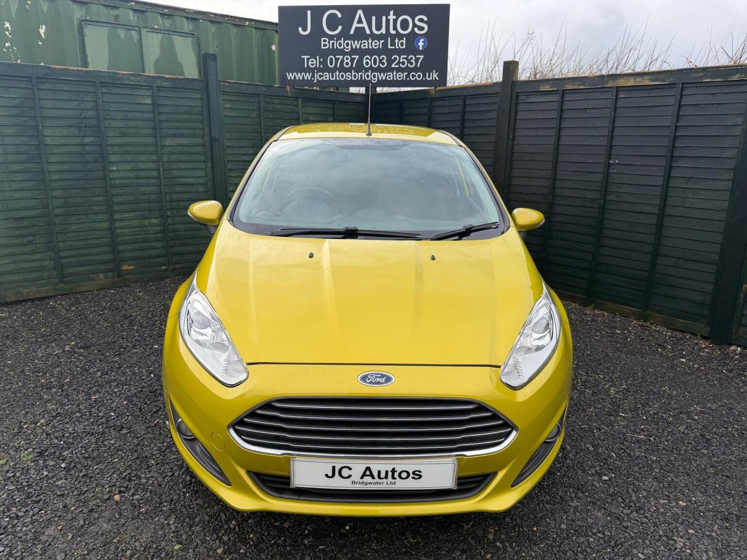 Used Ford Fiesta 2013 for sale - 77474849: Photo 3