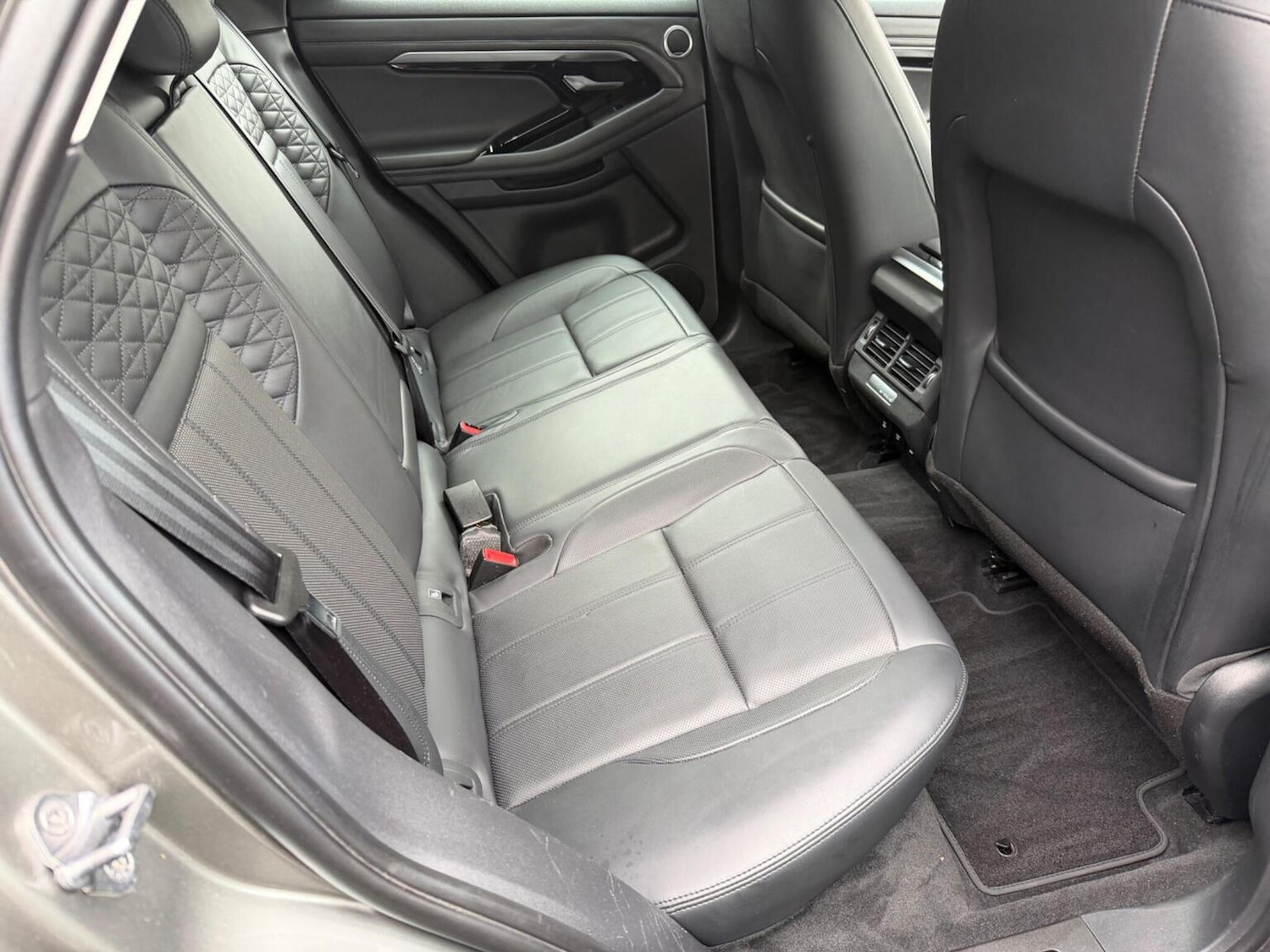 Used Land Rover Range Rover Evoque 2019 for sale - 77213532: Photo 15