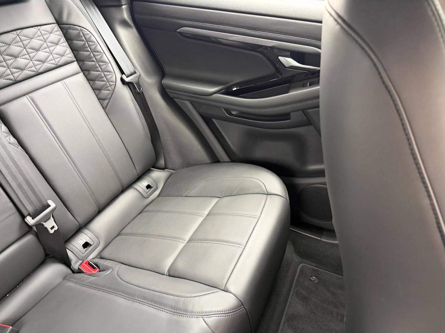 Used Land Rover Range Rover Evoque 2019 for sale - 77213532: Photo 21