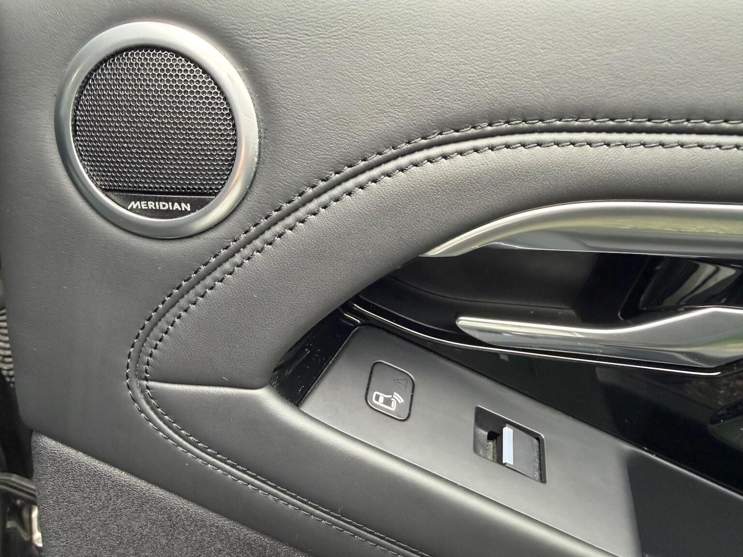 Used Land Rover Range Rover Evoque 2019 for sale - 77213532: Photo 22