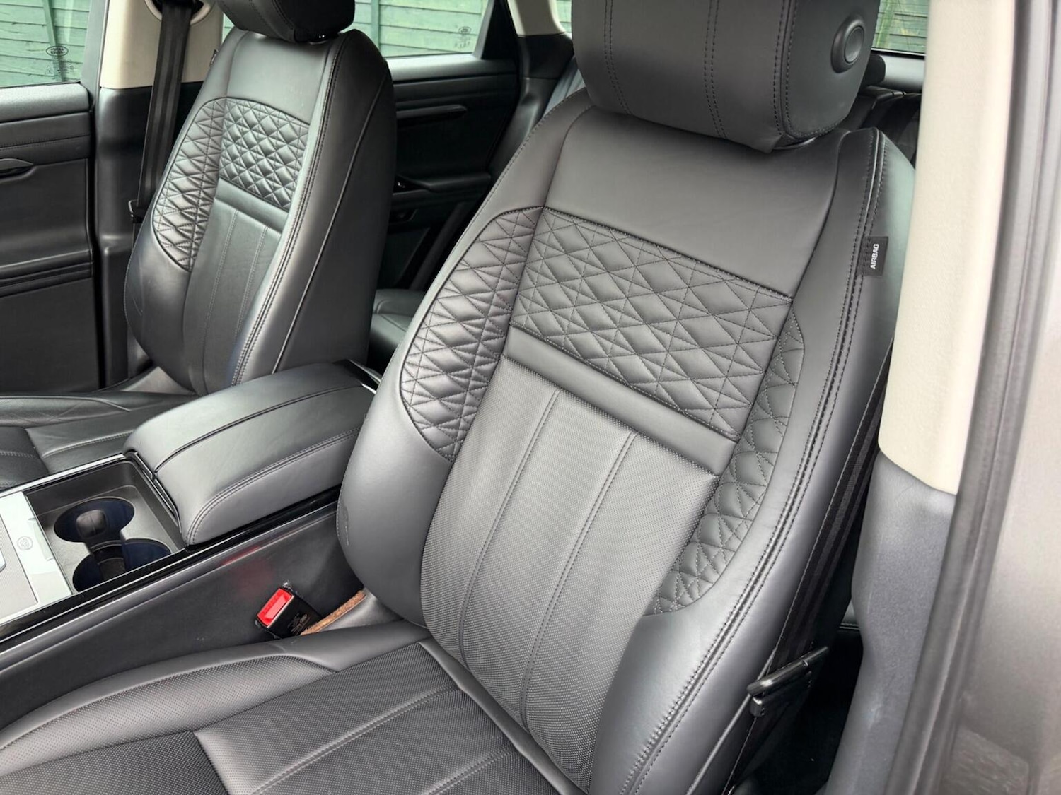 Used Land Rover Range Rover Evoque 2019 for sale - 77213532: Photo 37