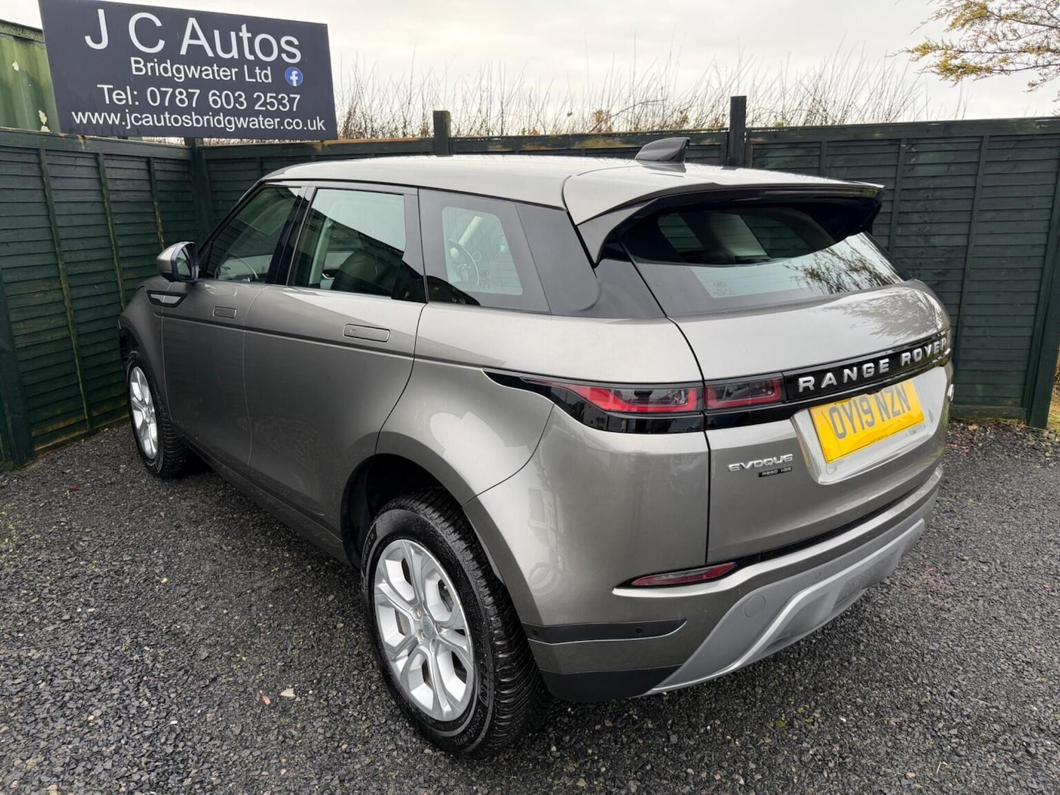 Used Land Rover Range Rover Evoque 2019 for sale - 77213532: Photo 4