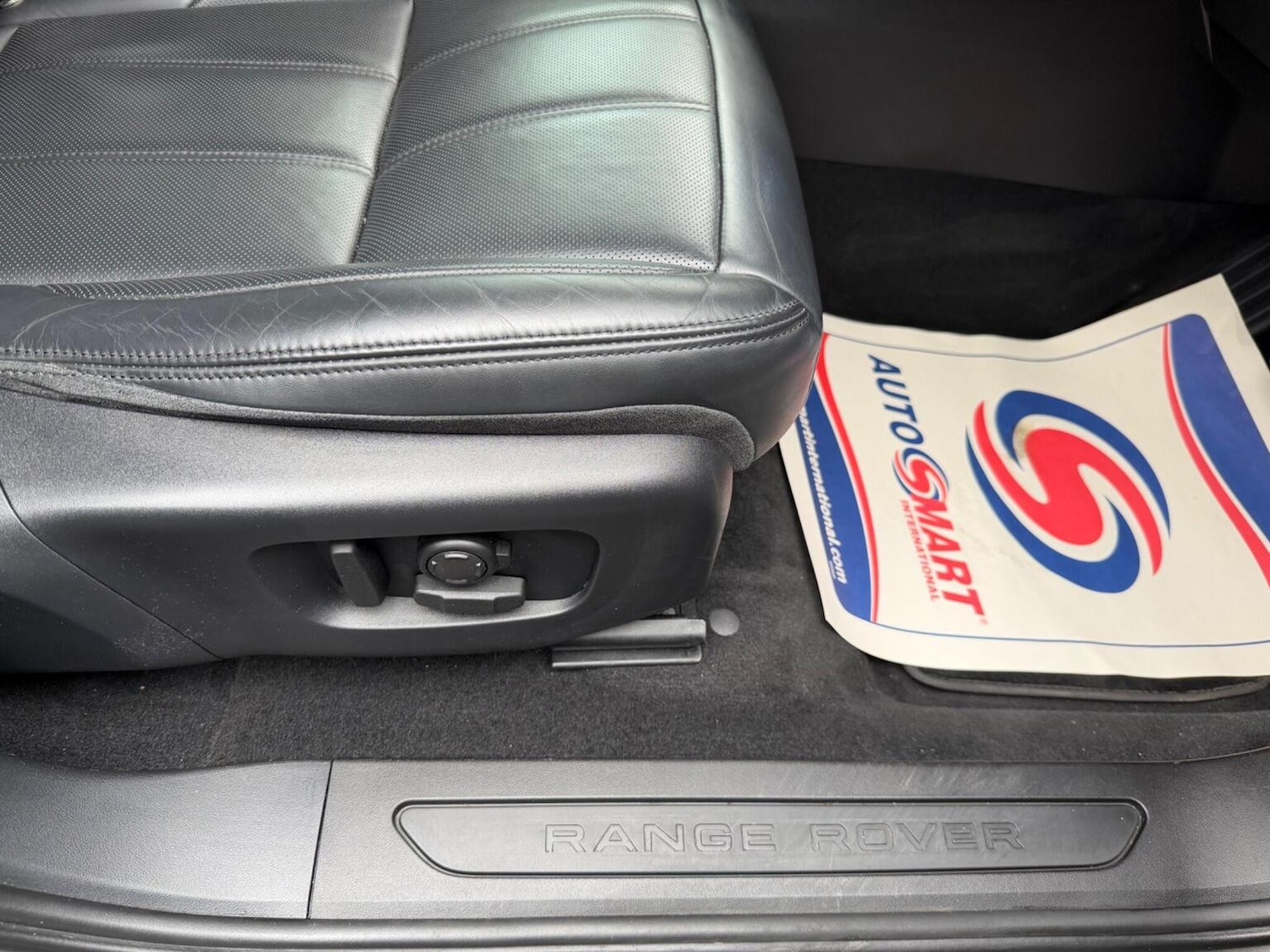 Used Land Rover Range Rover Evoque 2019 for sale - 77213532: Photo 40