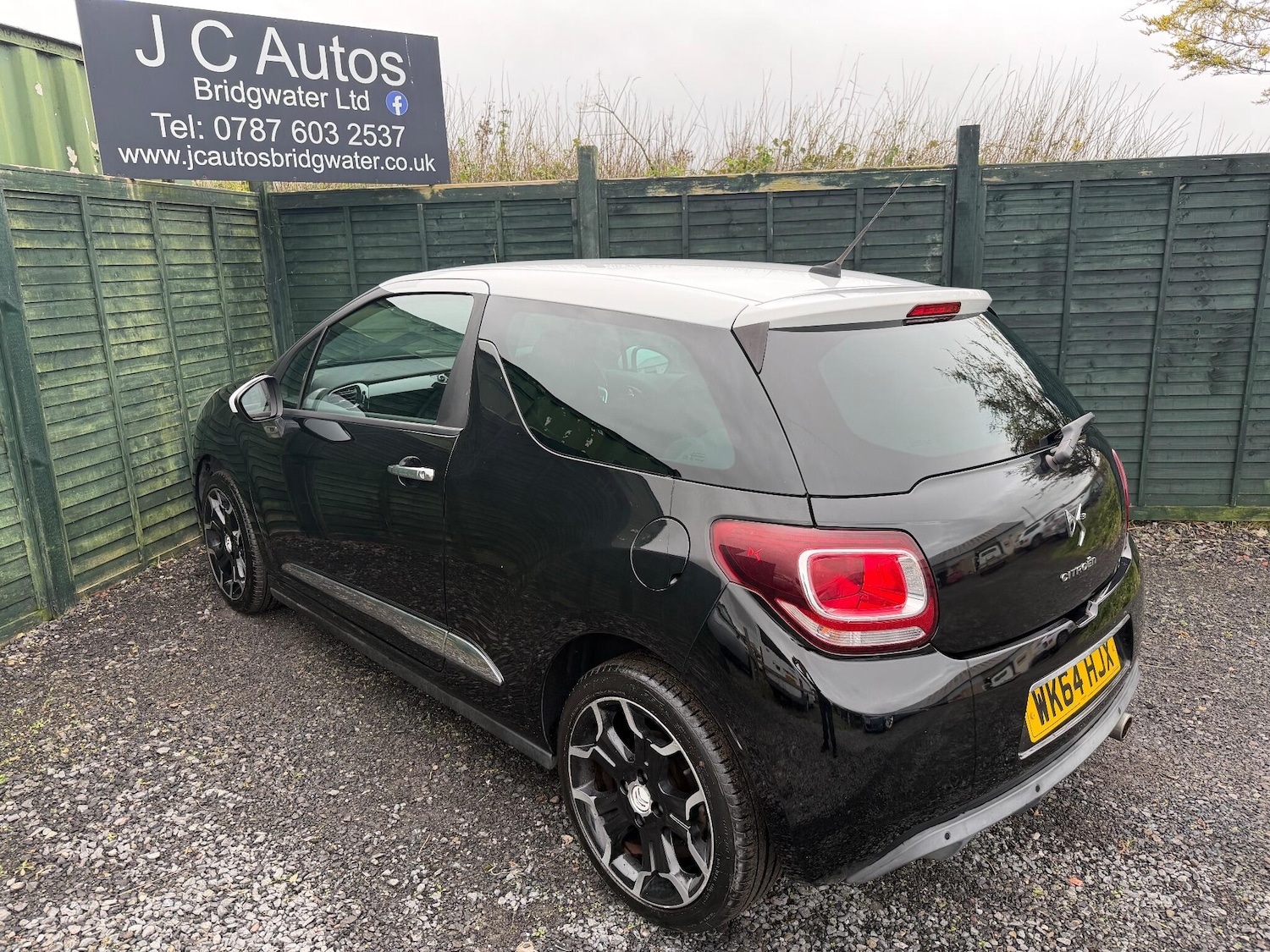 Used Citroen DS3 2014 for sale - 76727229: Photo 4
