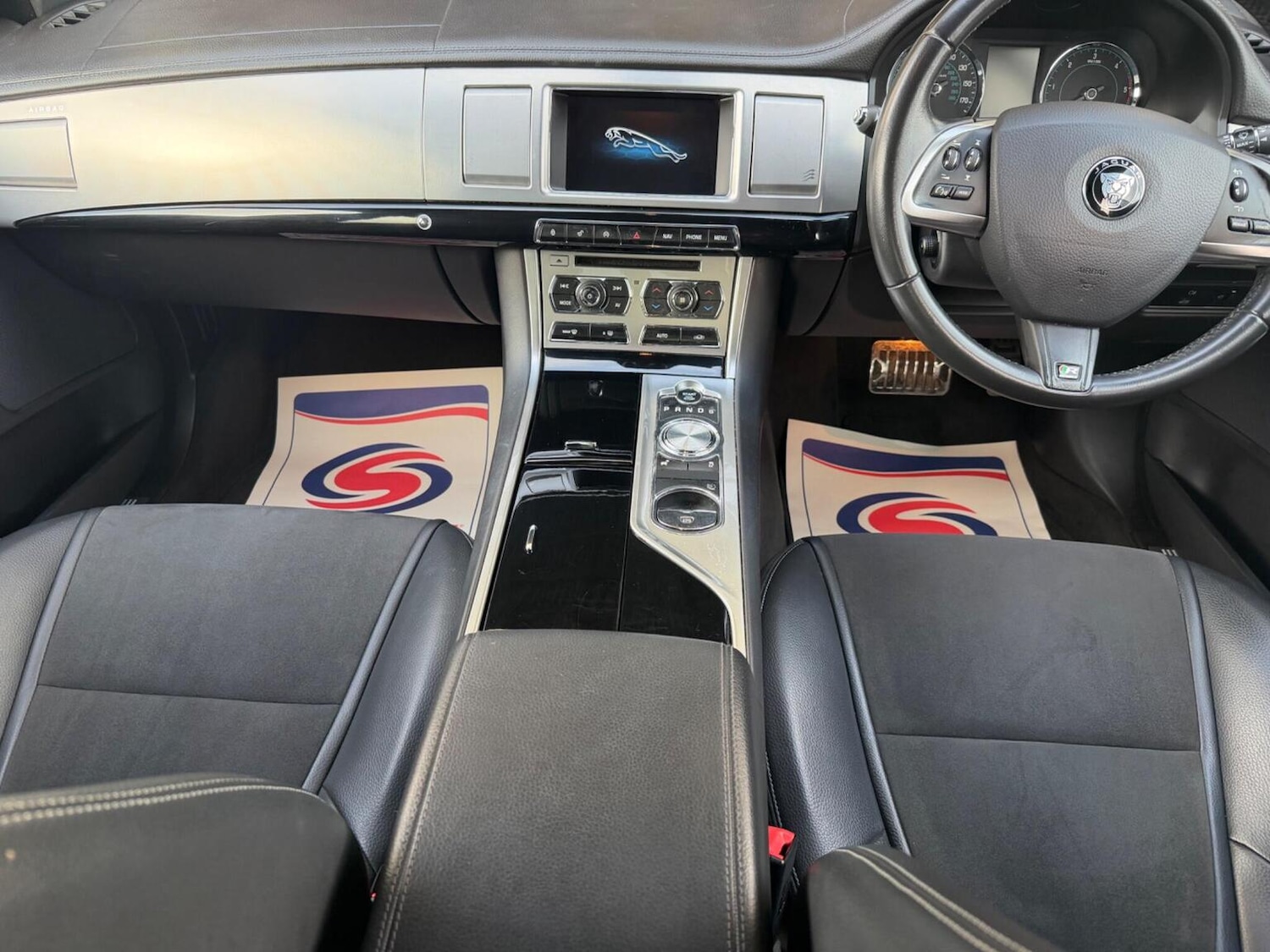 Used Jaguar XF 2014 for sale - 77453193: Photo 14