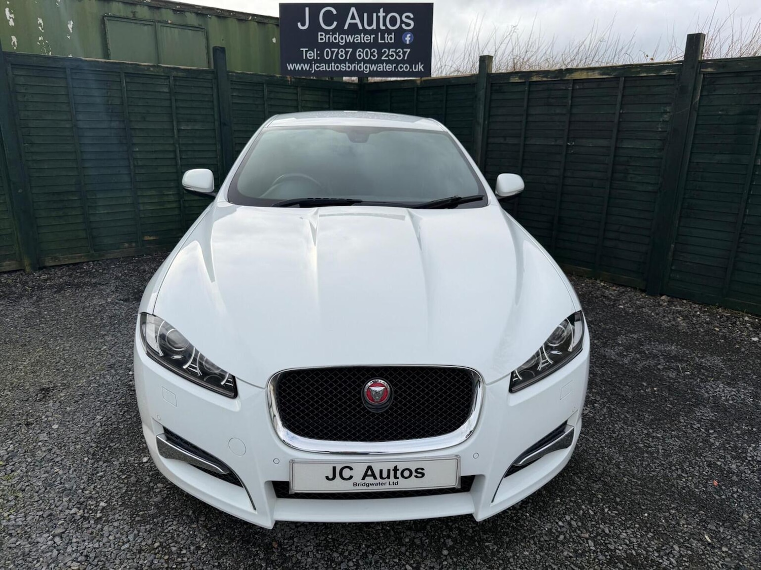 Used Jaguar XF 2014 for sale - 77453193: Photo 3