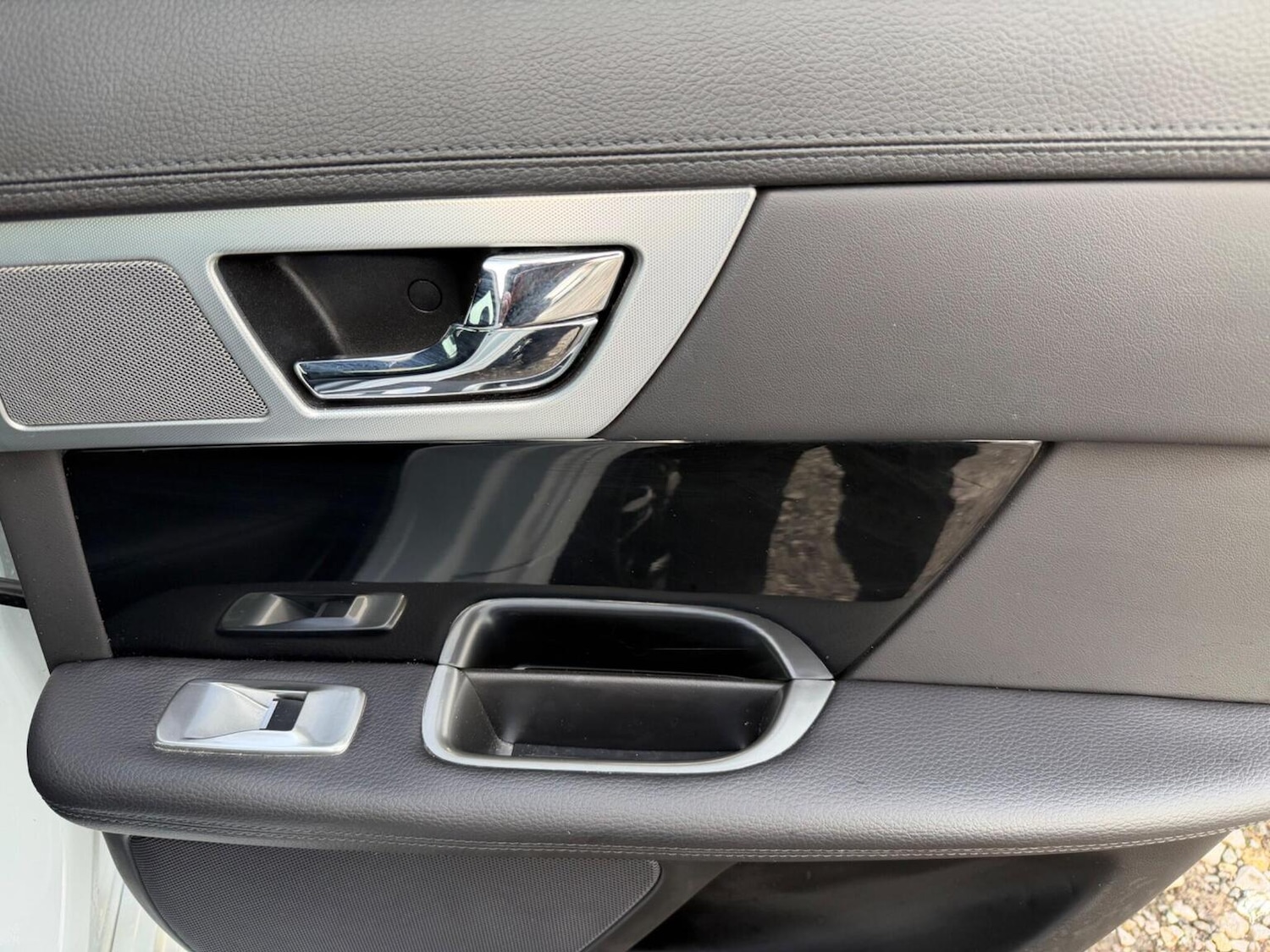 Used Jaguar XF 2014 for sale - 77453193: Photo 39