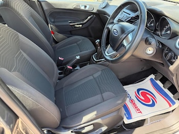 Used Ford Fiesta 2016 for sale - 78427537: Photo