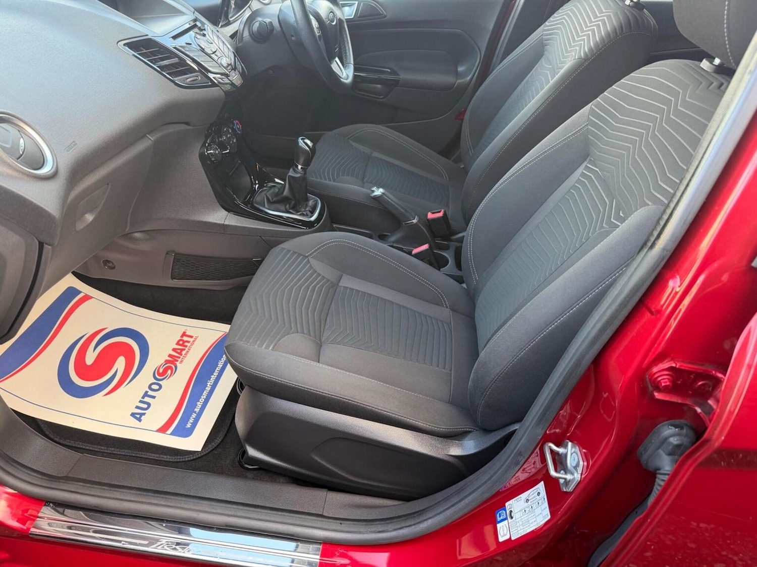 Used Ford Fiesta 2015 for sale - 77622500: Photo 10