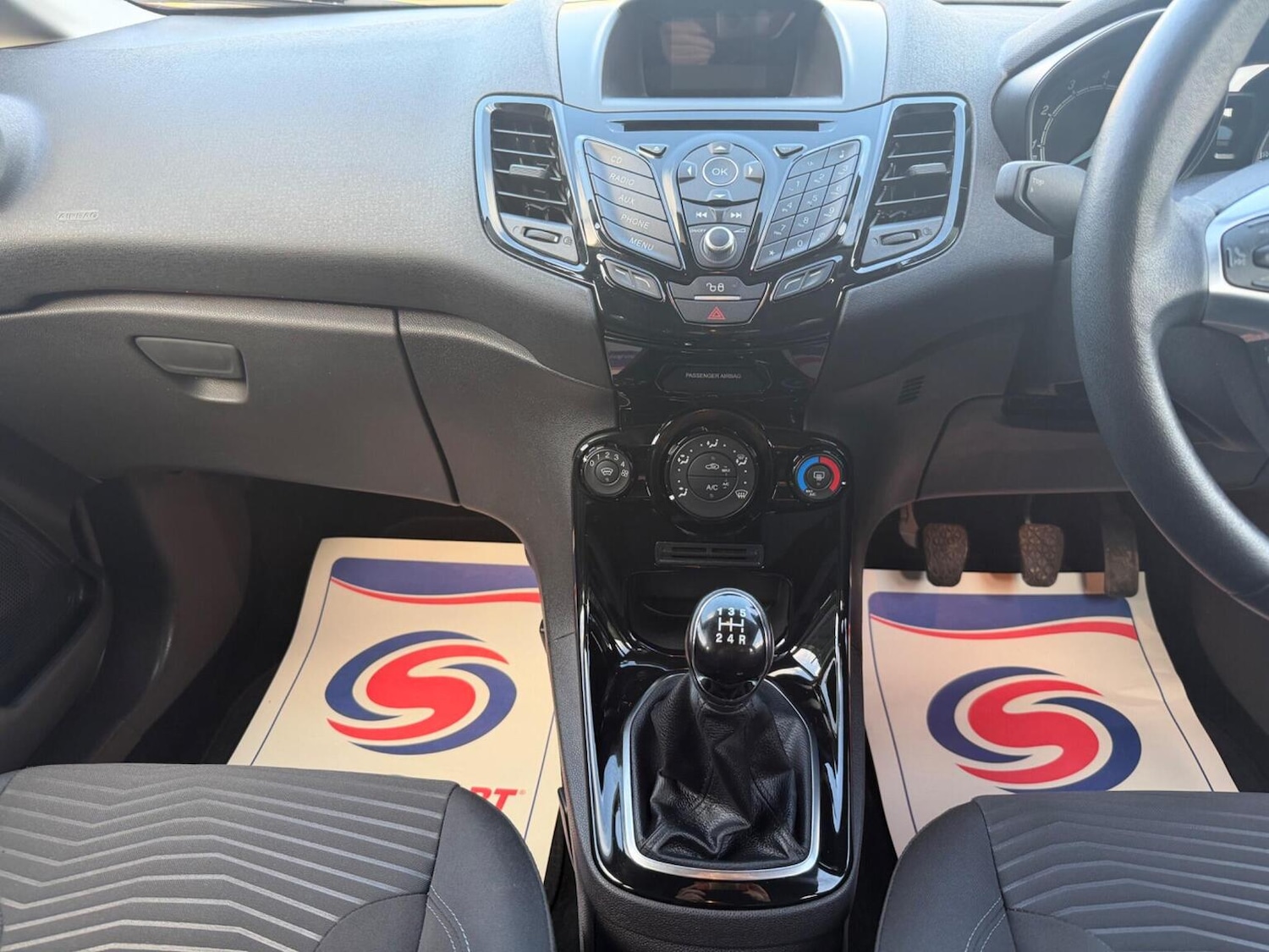 Used Ford Fiesta 2015 for sale - 77622500: Photo 12