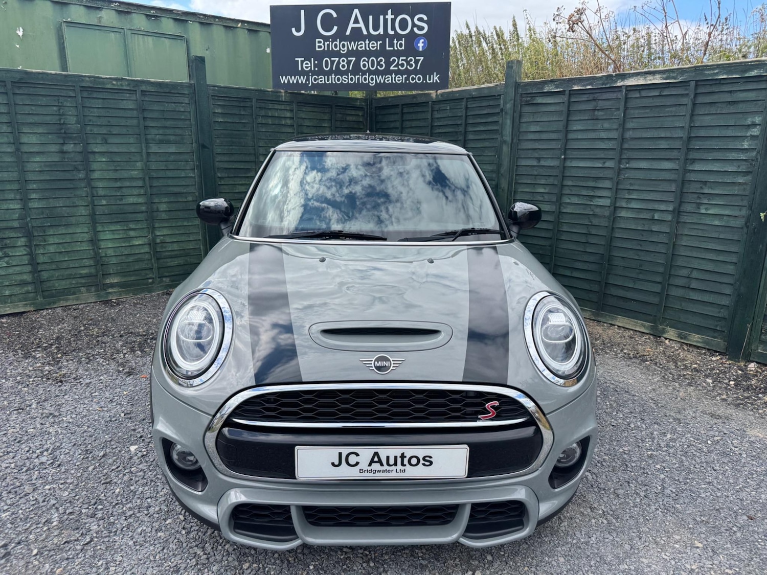 Used MINI Hatch 2019 for sale - 76585322: Photo 2