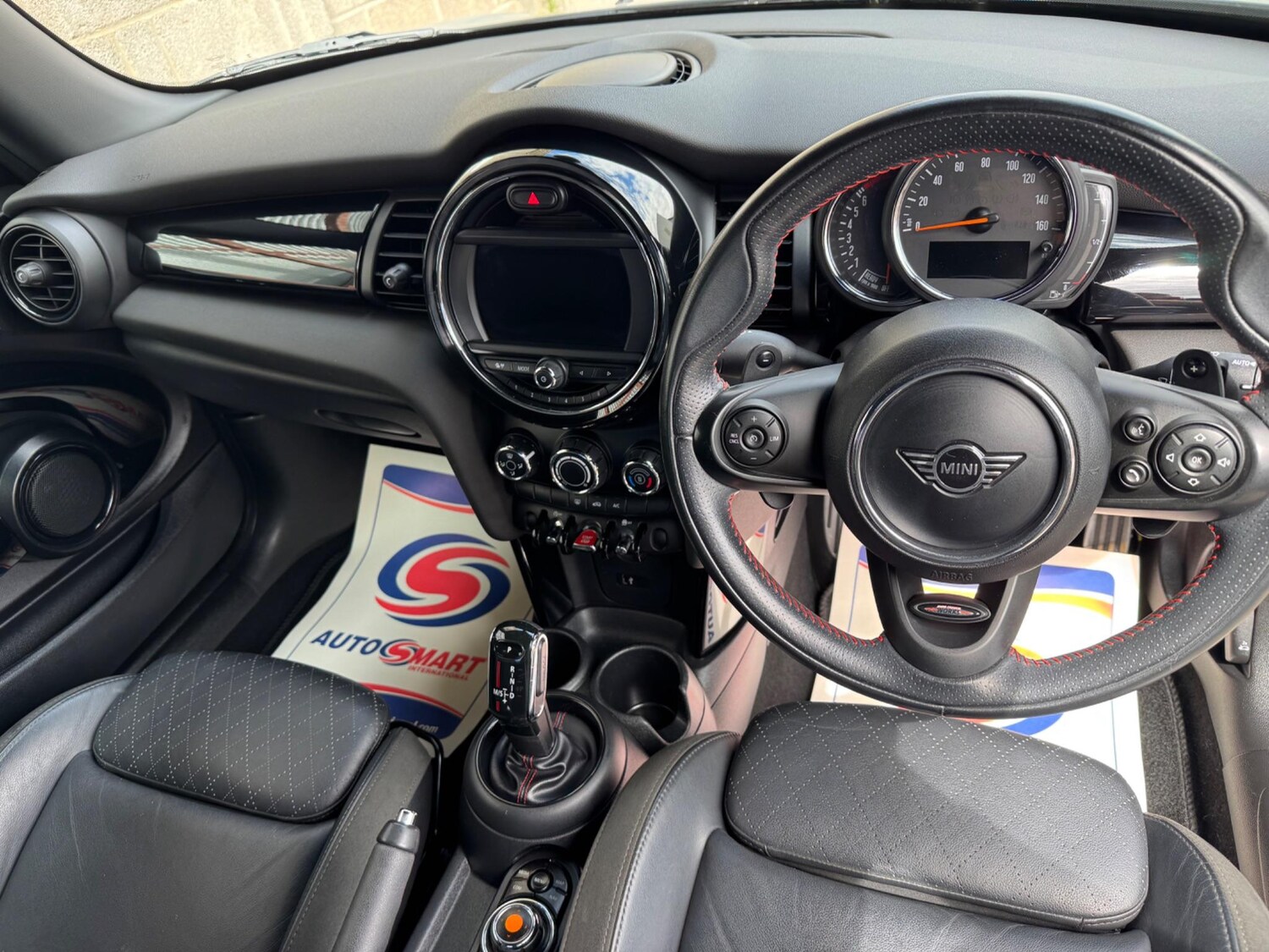 Used MINI Hatch 2019 for sale - 76585322: Photo 21