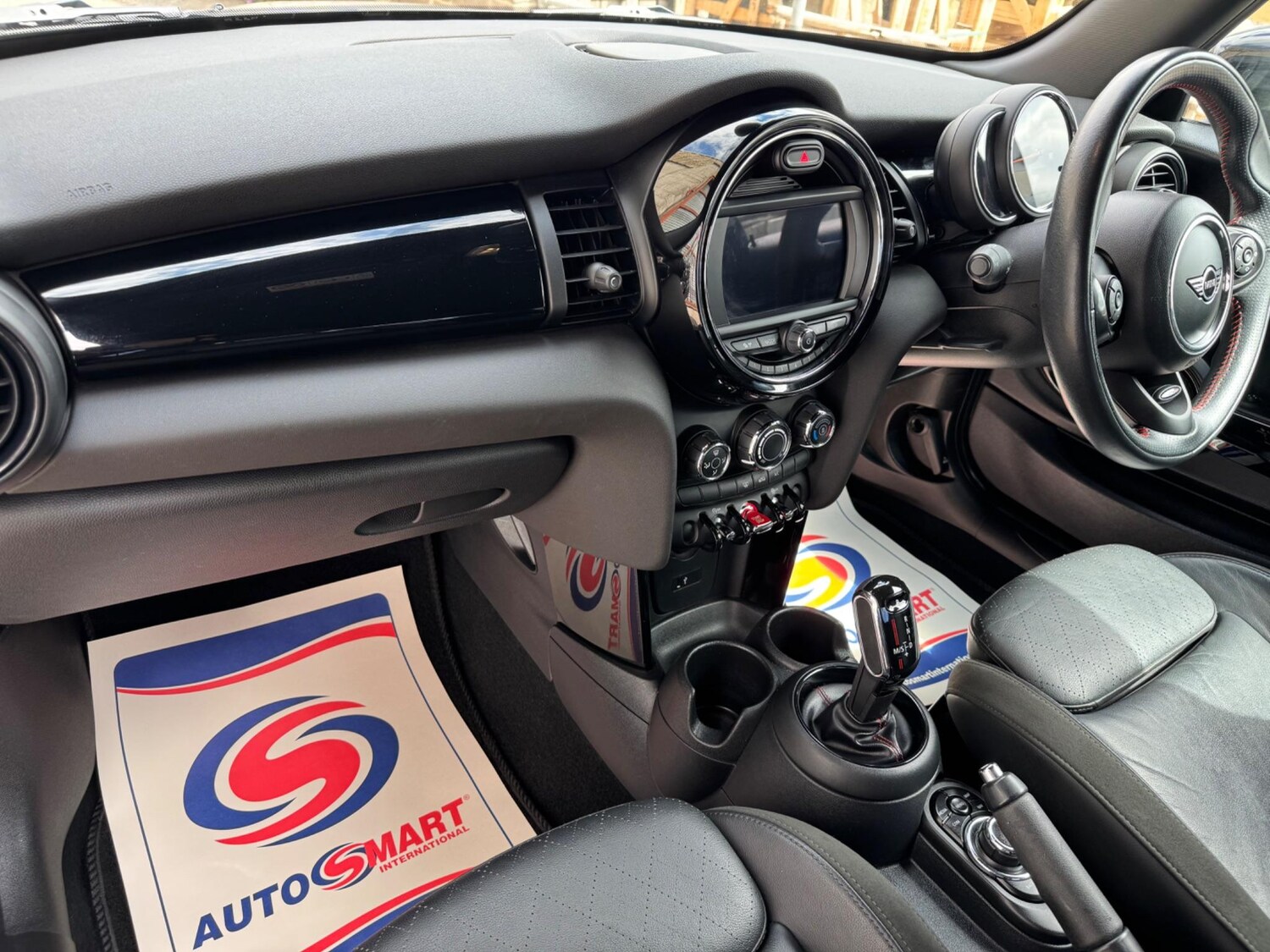 Used MINI Hatch 2019 for sale - 76585322: Photo 26