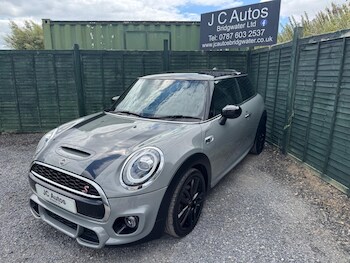 Used MINI Hatch 2019 for sale - 76585322: Photo