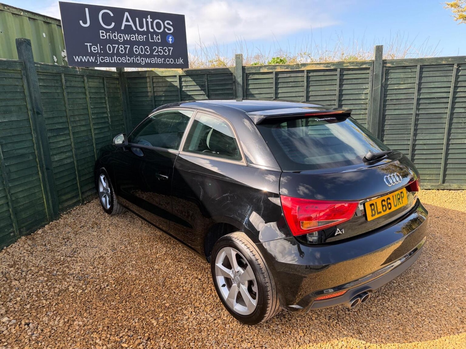 Used Audi A1 2016 for sale - 77844922: Photo 5