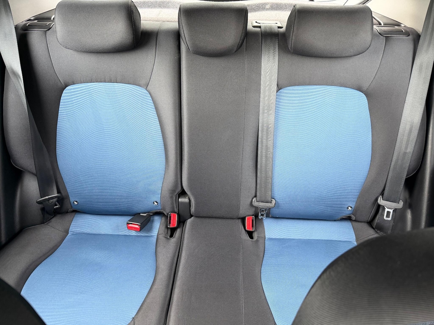 Used Hyundai i10 2015 for sale - 76584595: Photo 12