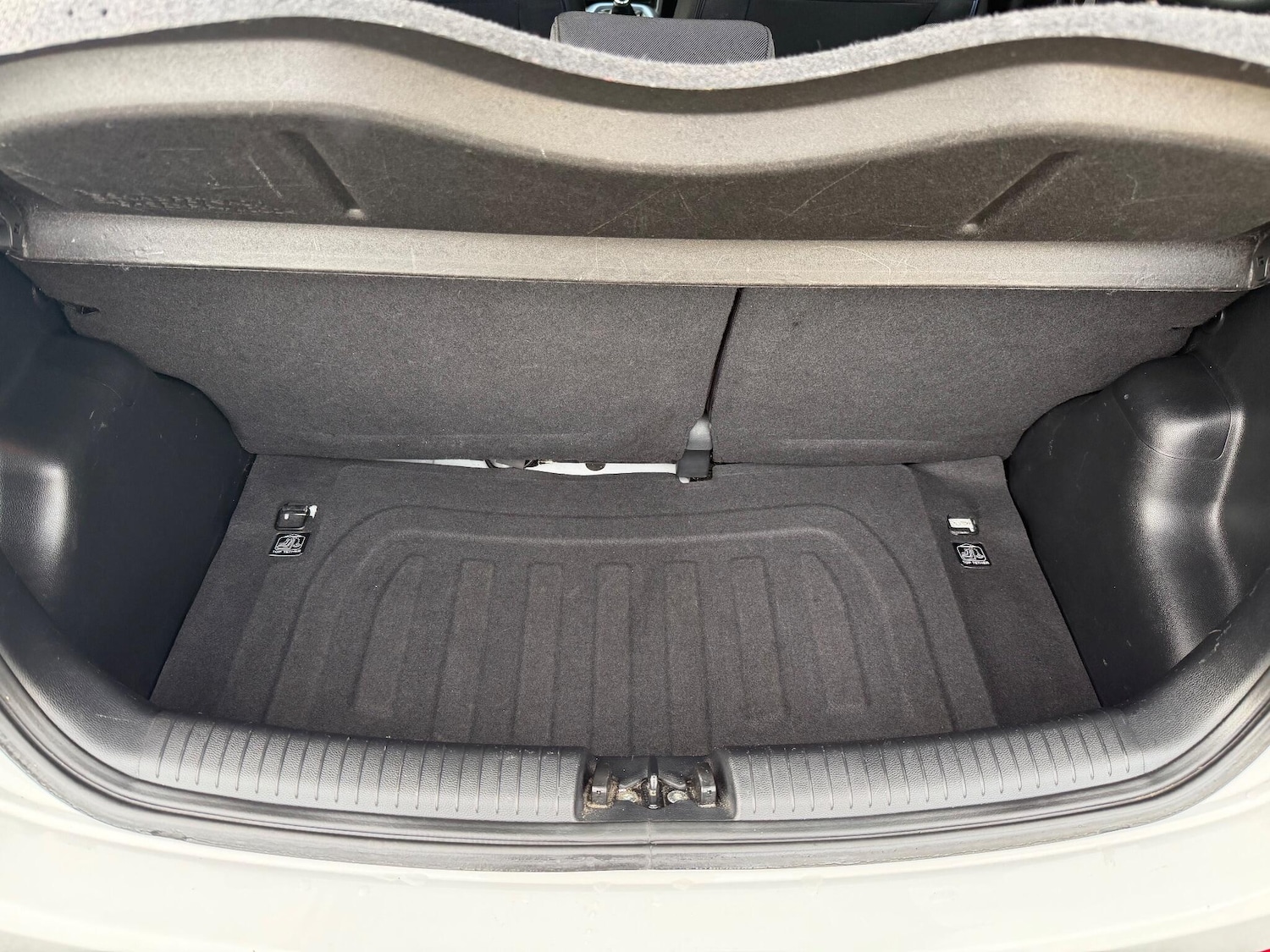 Used Hyundai i10 2015 for sale - 76584595: Photo 13