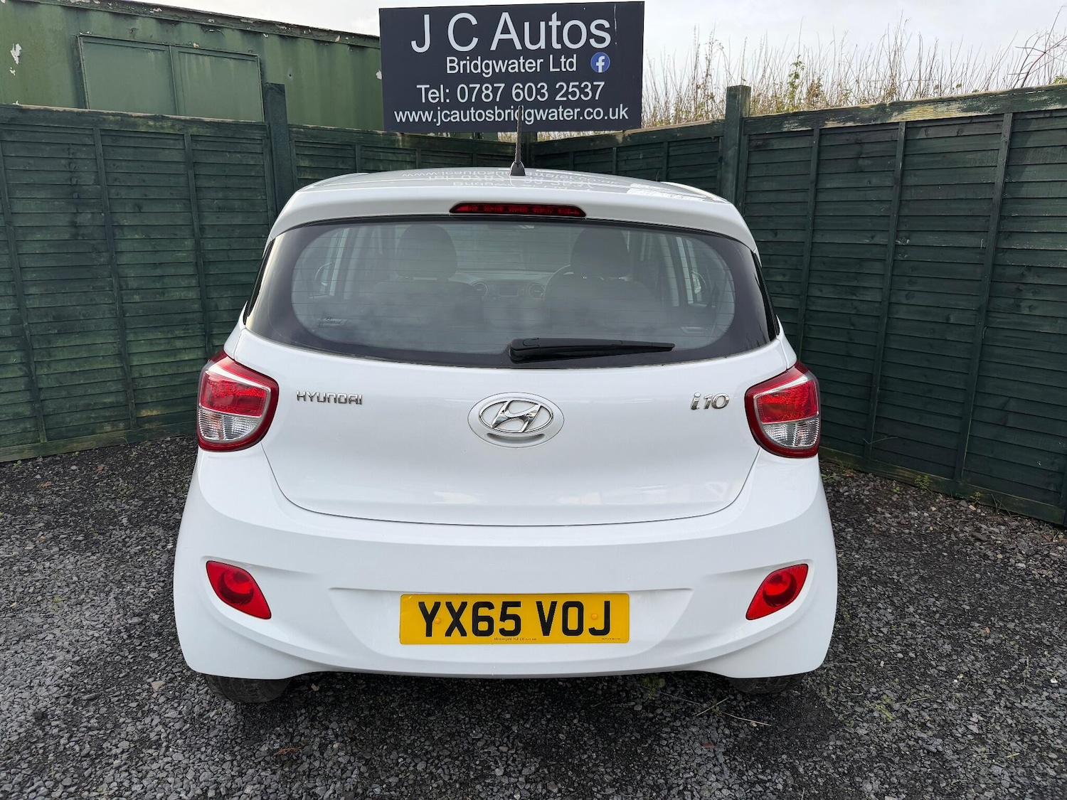 Used Hyundai i10 2015 for sale - 76584595: Photo 5