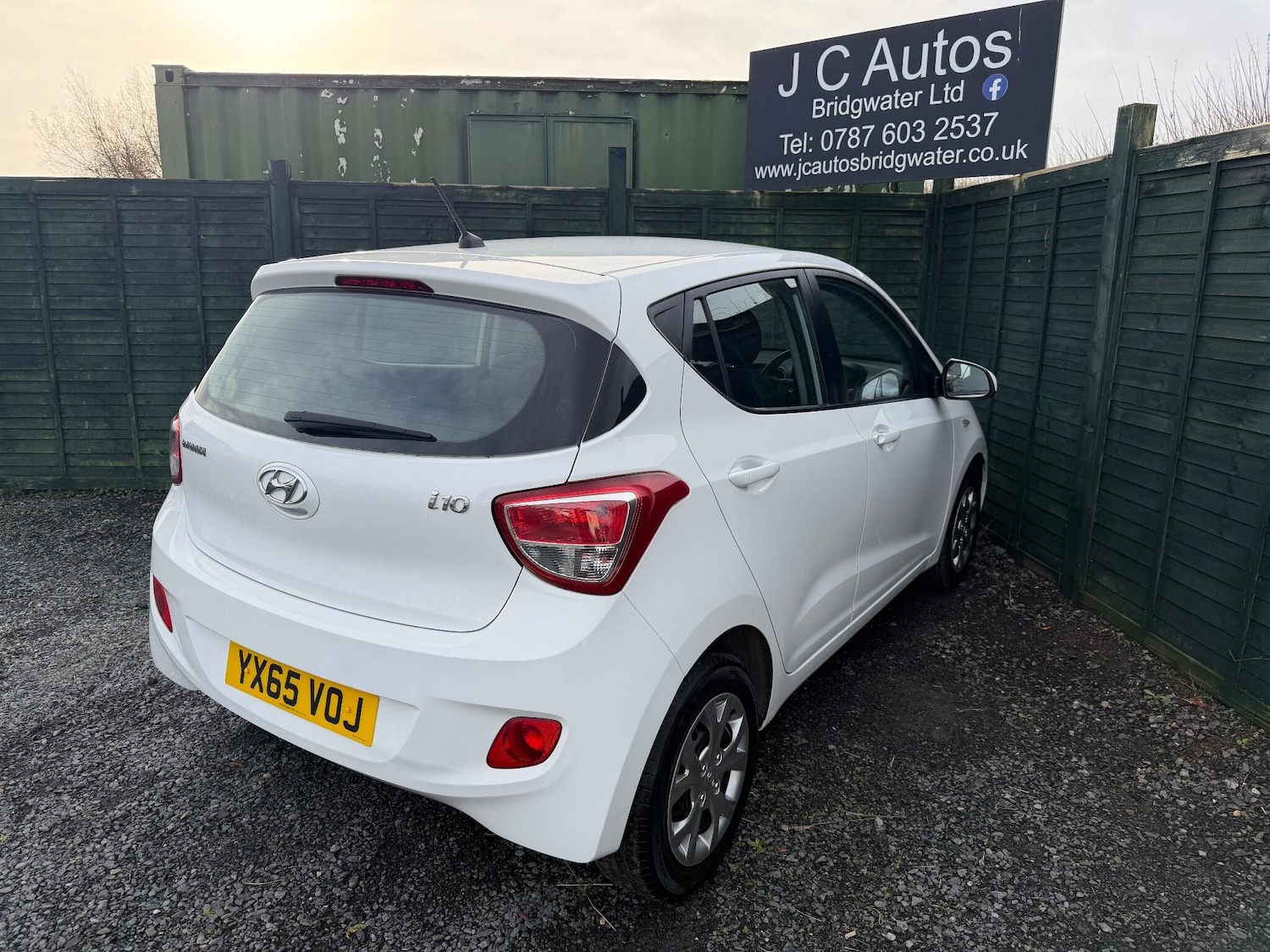 Used Hyundai i10 2015 for sale - 76584595: Photo 6