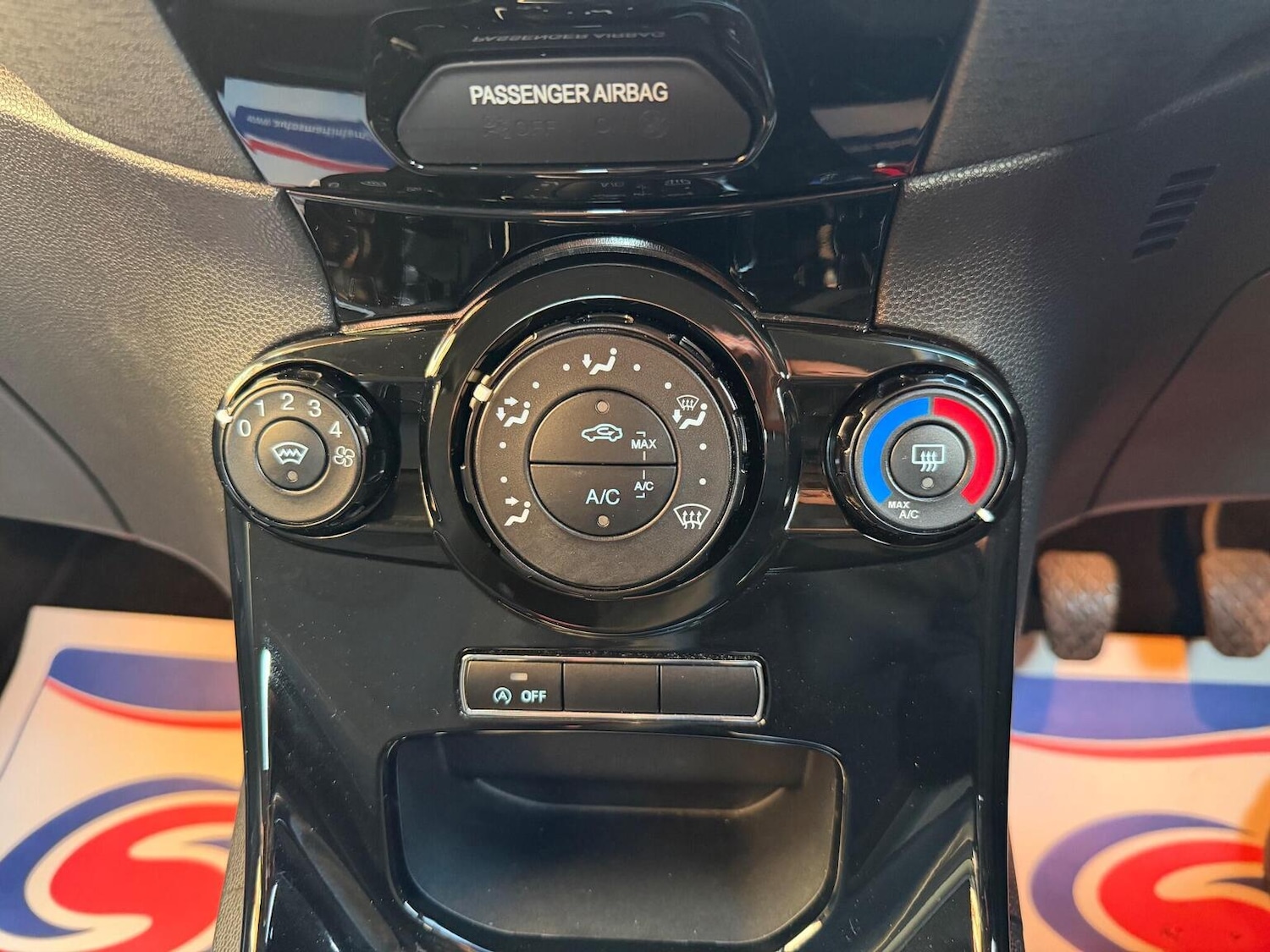 Used Ford Fiesta 2015 for sale - 77036121: Photo 22