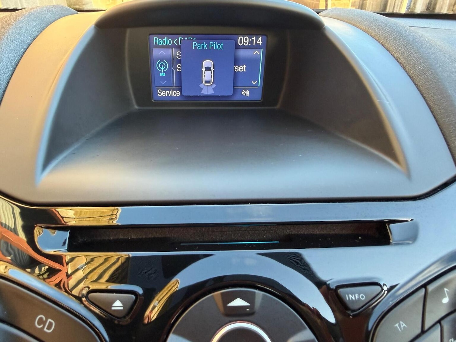 Used Ford Fiesta 2015 for sale - 77036121: Photo 26