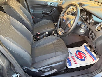 Used Ford Fiesta 2015 for sale - 77036121: Photo