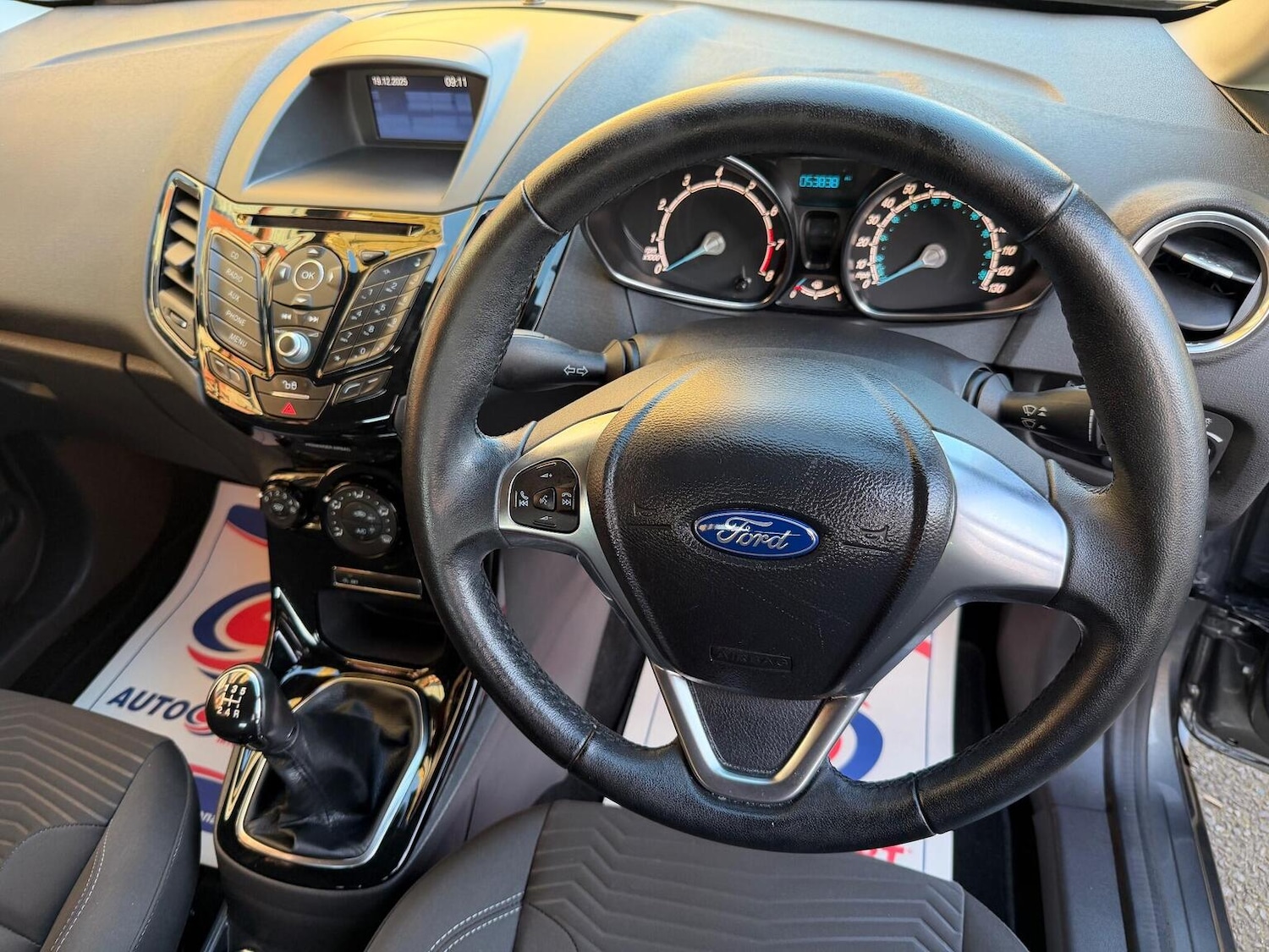 Used Ford Fiesta 2015 for sale - 77036121: Photo 31