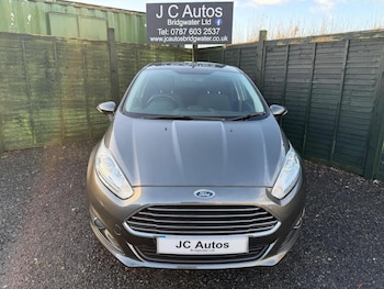 Used Ford Fiesta 2015 for sale - 77036121: Photo