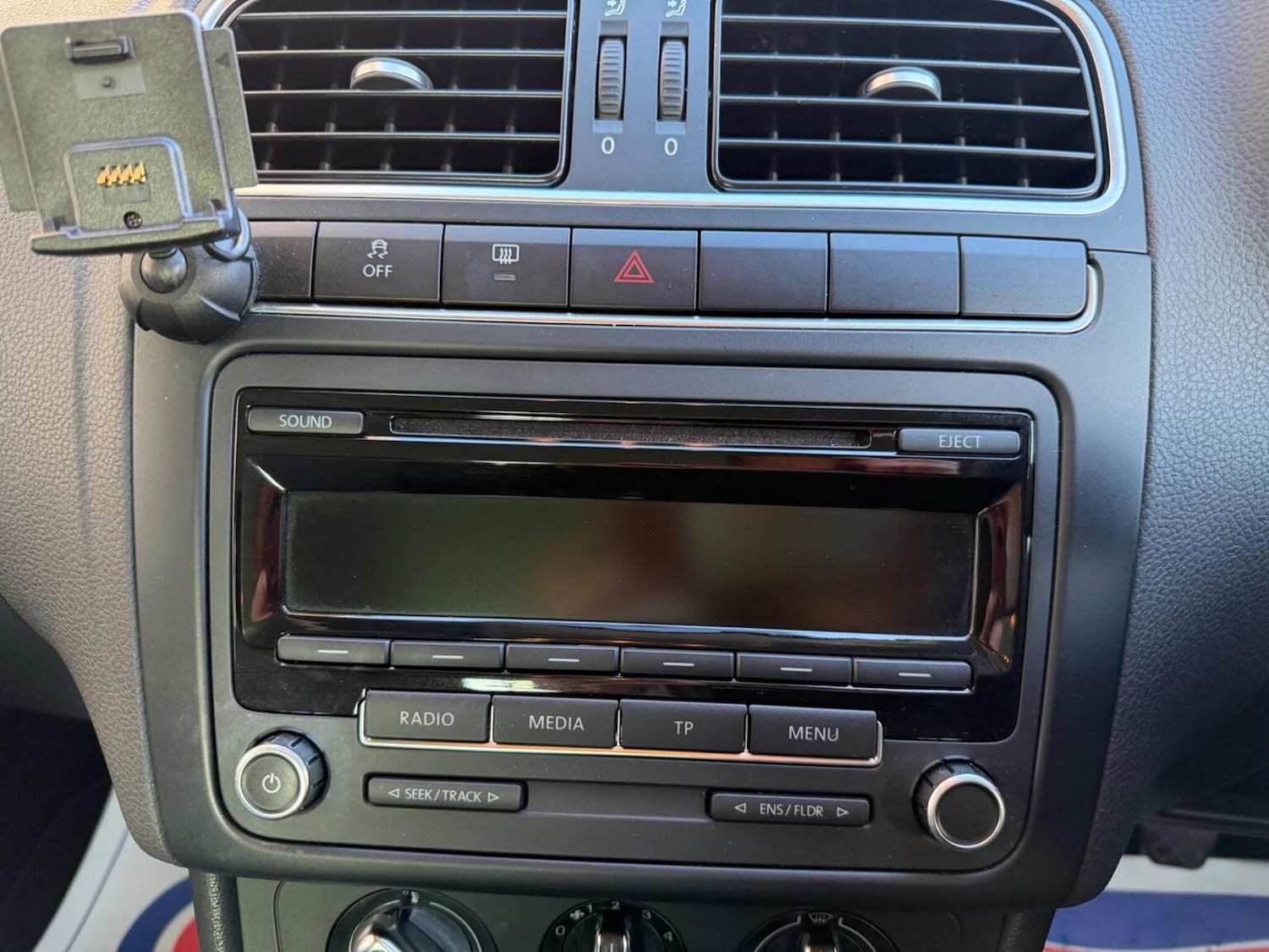 Used Volkswagen Polo 2014 for sale - 77233775: Photo 23