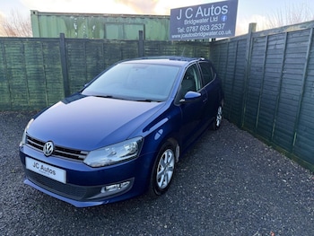 Used Volkswagen Polo 2014 for sale - 77233775: Photo