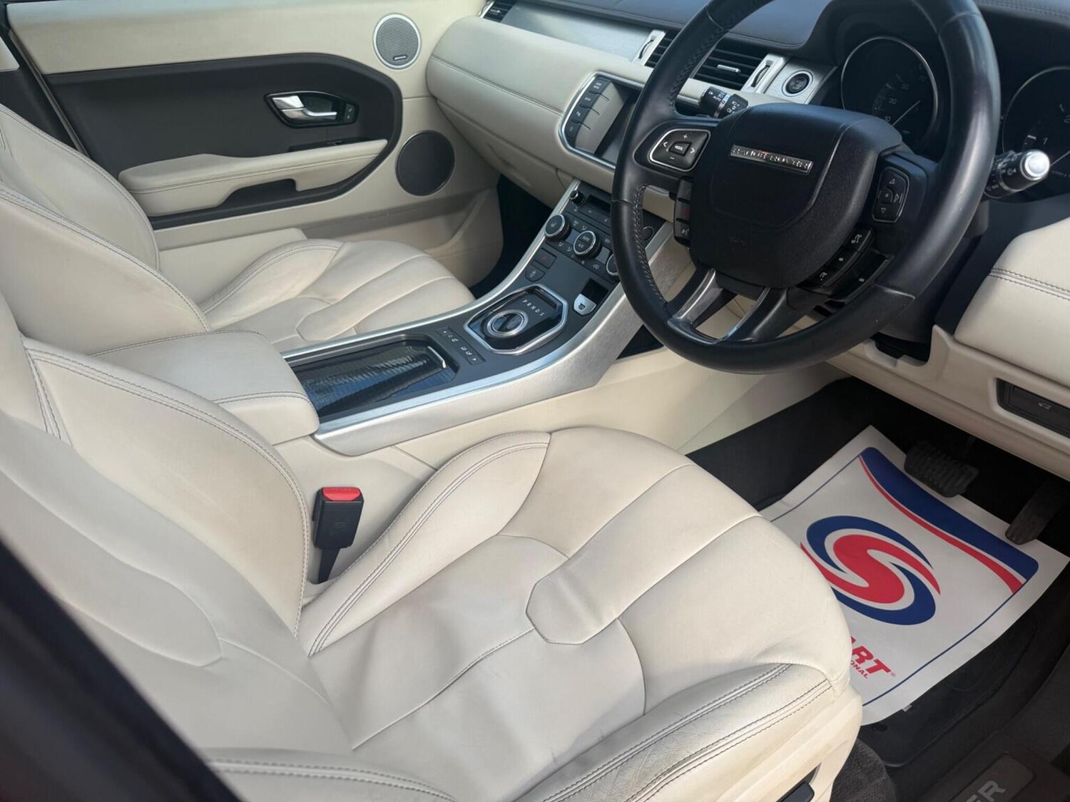 Used Land Rover Range Rover Evoque 2011 for sale - 78112035: Photo 15